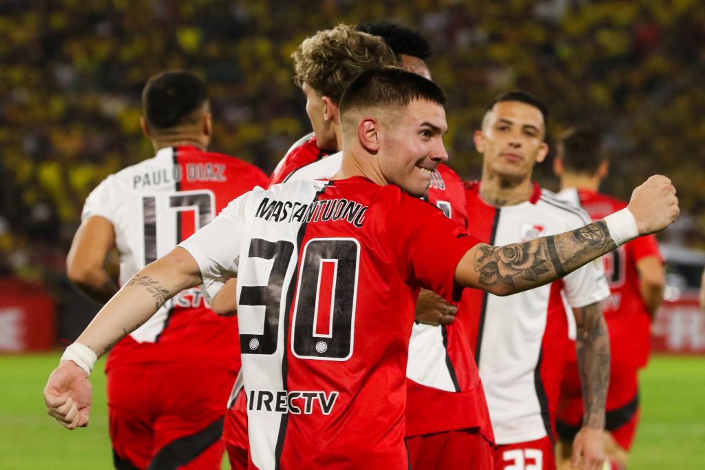 Franco Mastantuono celebrating a goal in the Libertadores