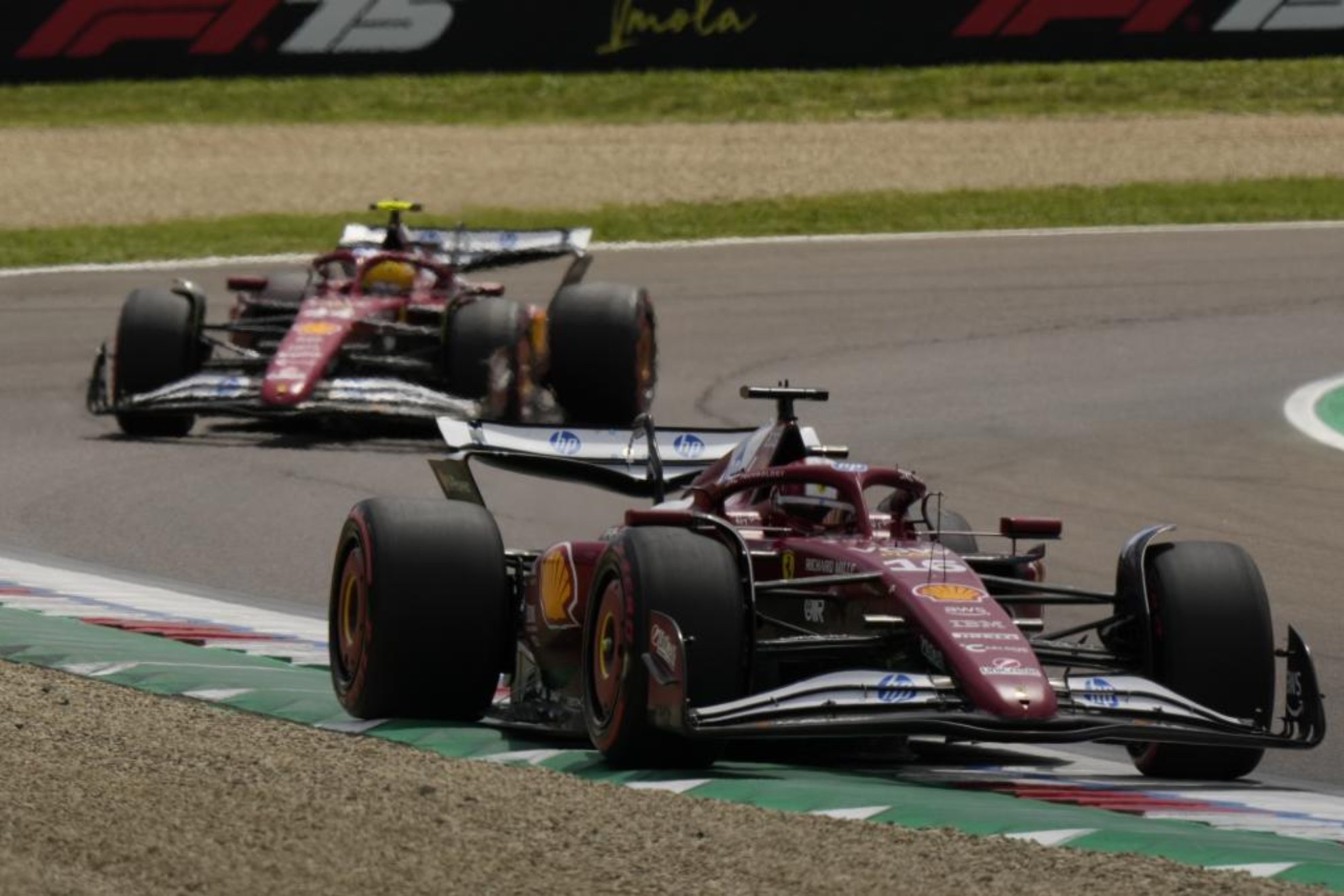 Leclerc y Hamilton, en la qualy.
