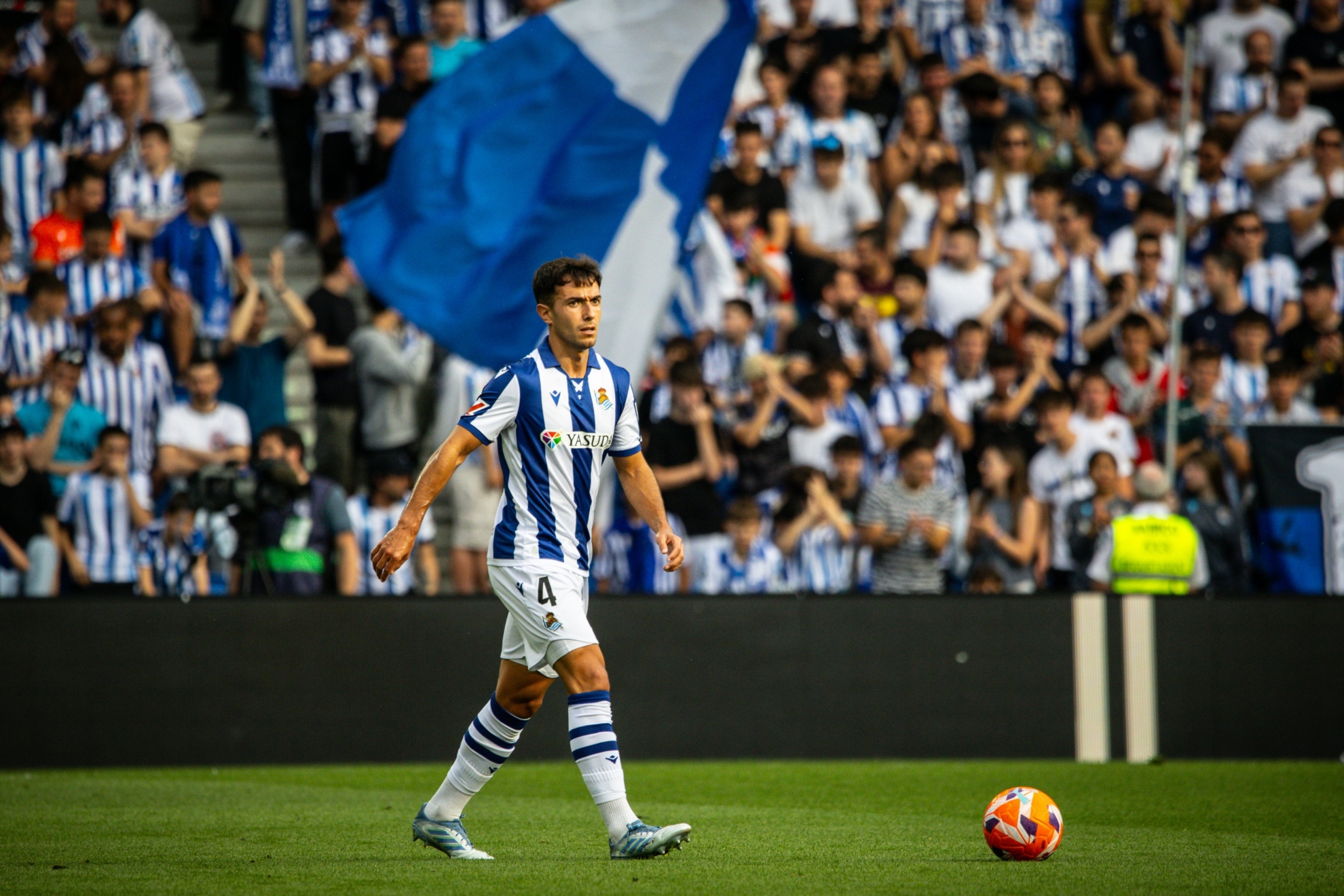 Martín Zubimendi, en un momento del partido contra el Girona.