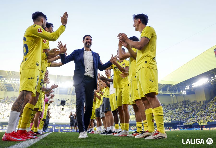 Albiol, con el pasillo que le hizo el Villarreal