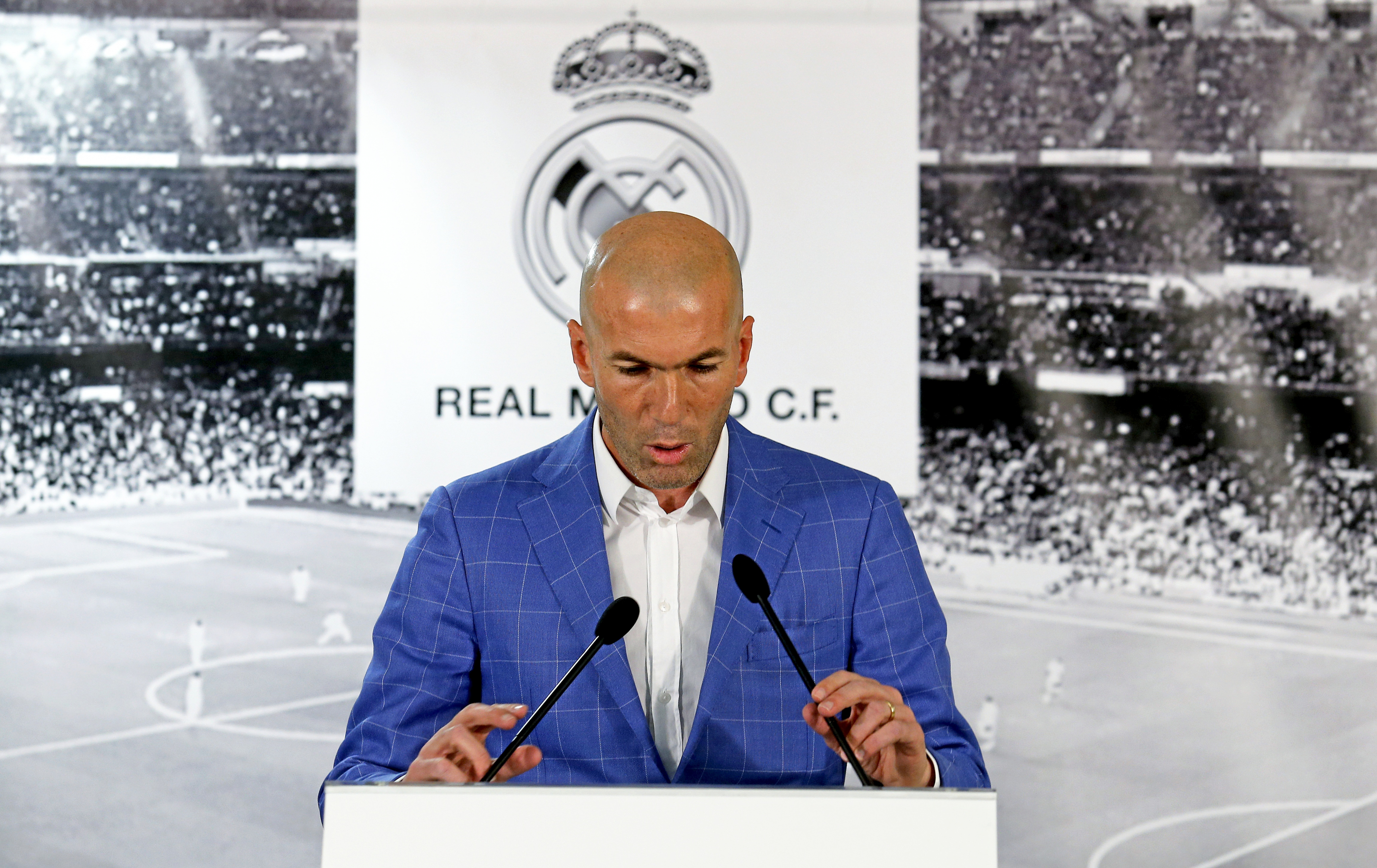 Rueda de prensa de Florentino Pérez, presidente del Real Madrid, y presentación de ZIdane como entrenador del Real Madrid