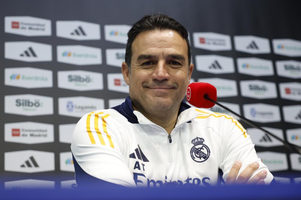 Toril no seguirá como entrenador del Real Madrid femenino