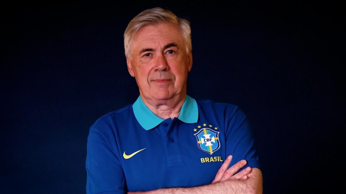 Ancelotti, con la indumentaria de Brasil.