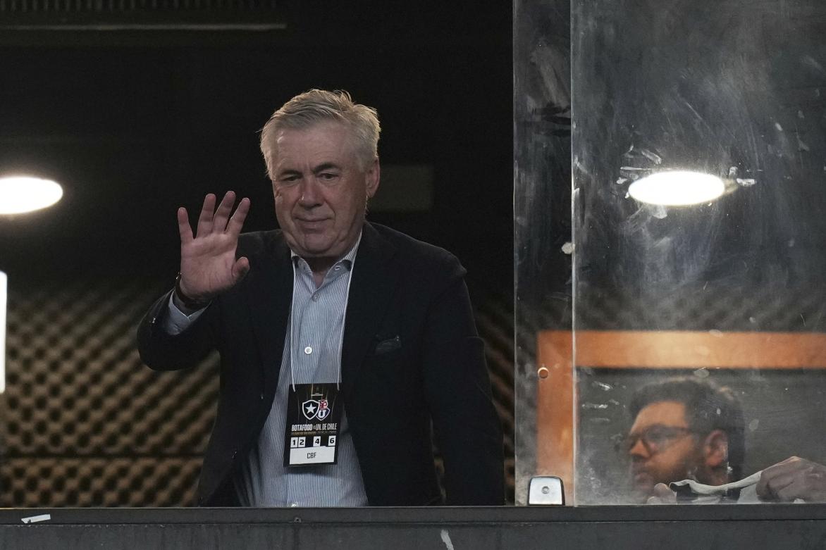 Ancelotti, en el partido Botafogo-Universidad de Chile