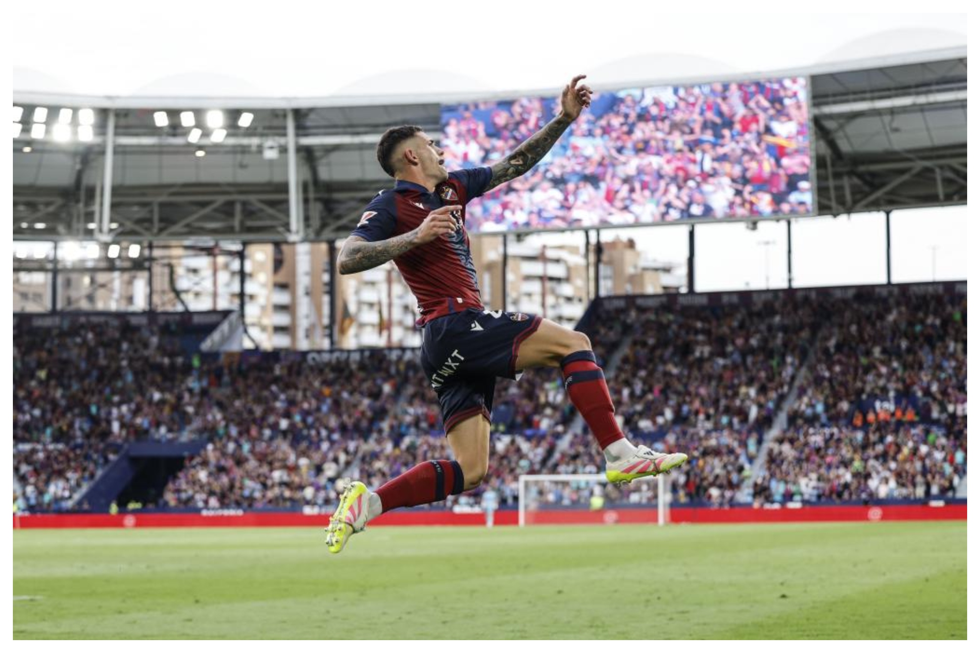 El Levante gana de penalti y se proclama campeón de Segunda