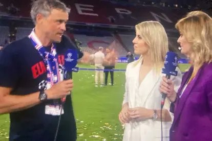 Luis Enrique con Susana Guasch después de la final de la Champions League