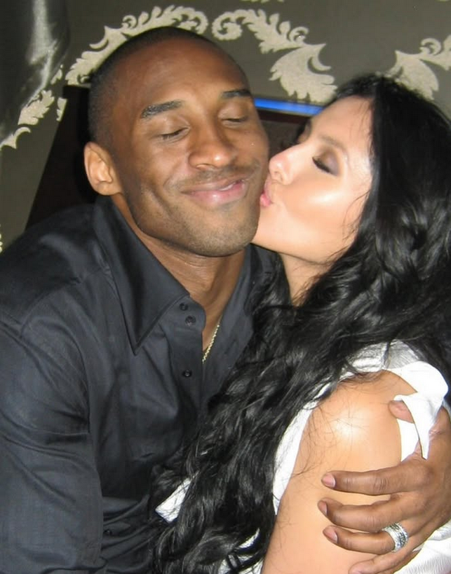 Vanessa Bryant, widow of Kobe Bryant, addresses rumors about her supposed pregnancy