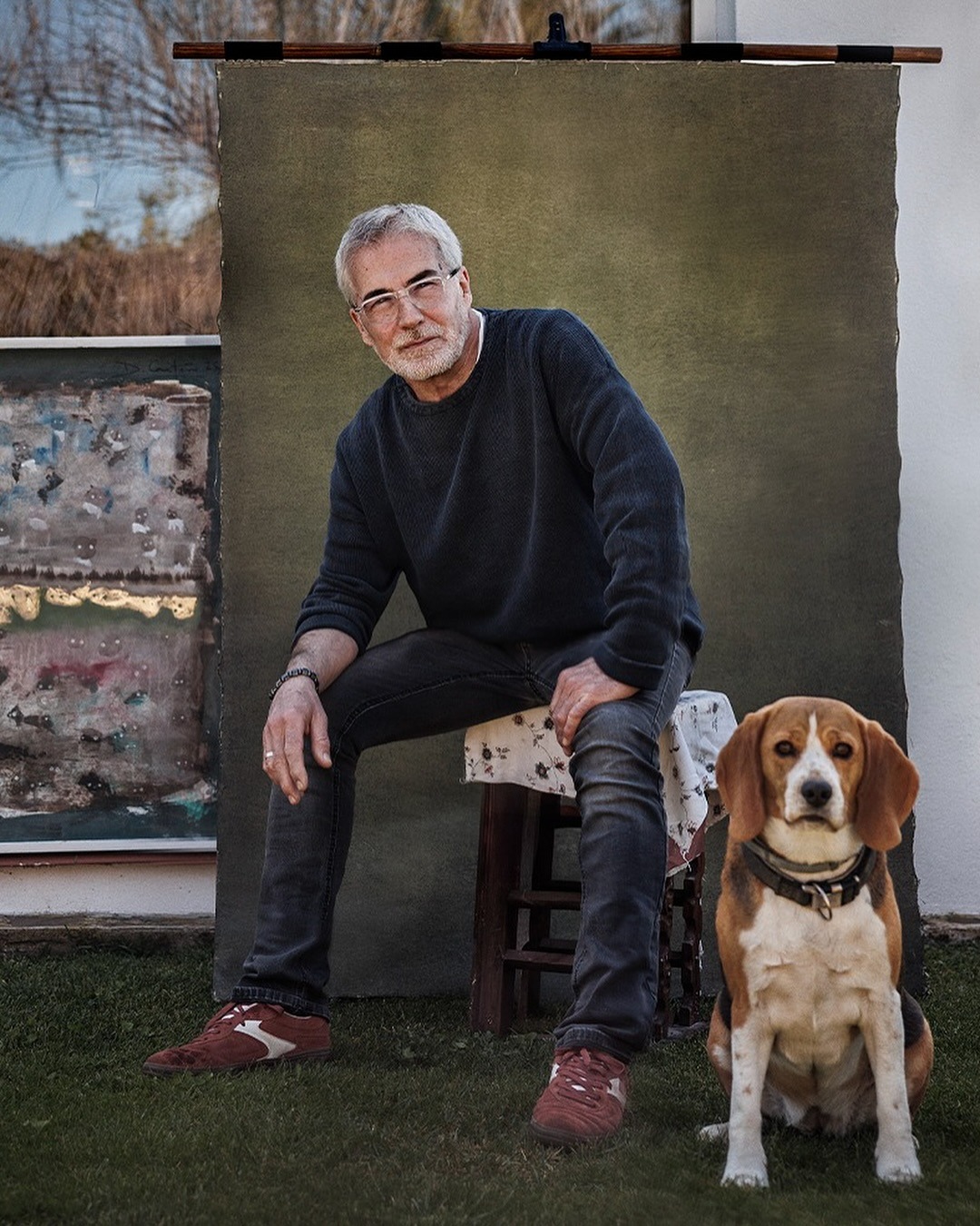 David Cantero anuncia su regreso a la televisión acompañado de su perrita  Haru
