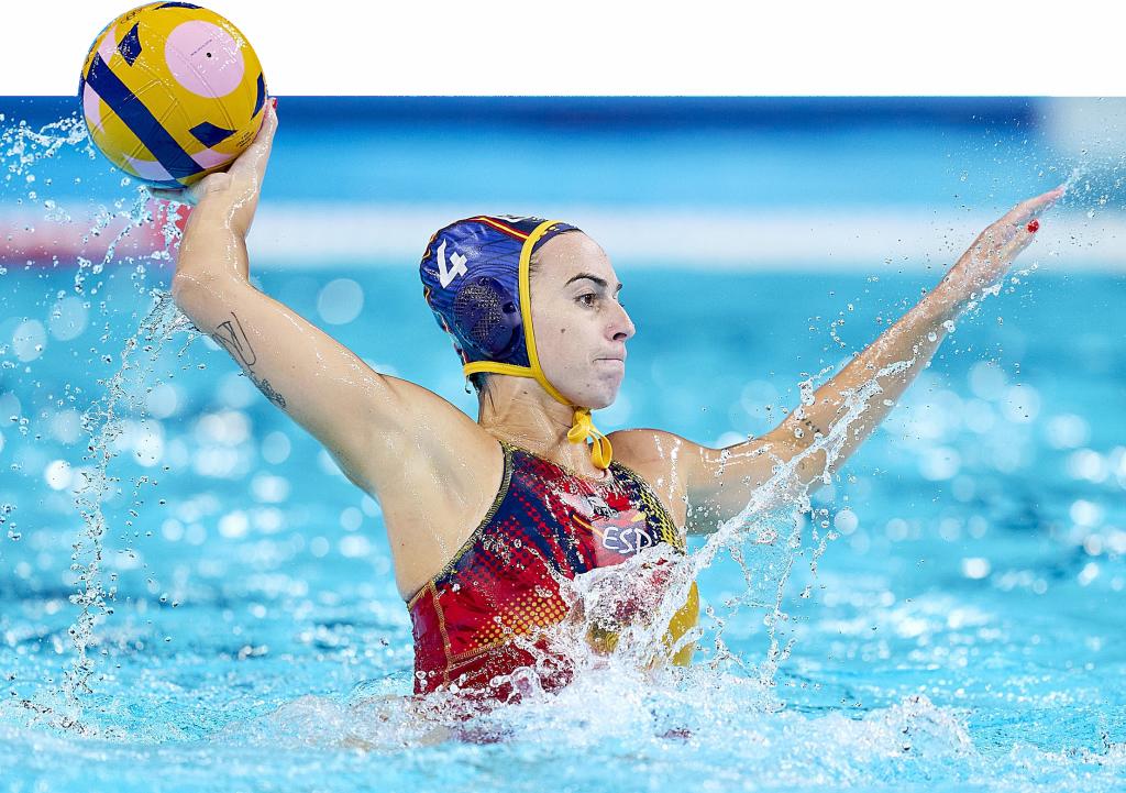 Bea Ortiz, jugadora de waterpolo, en la final olímpica de París 2024.