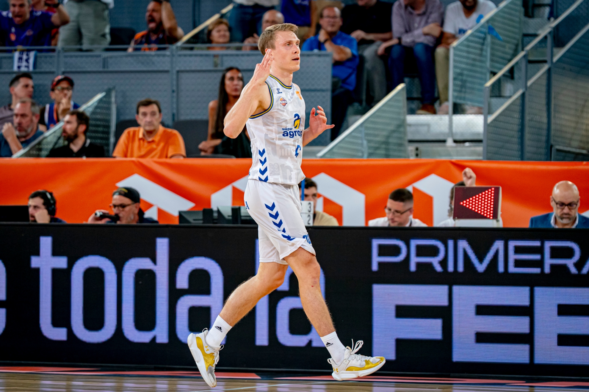 Tobias Borg making the characteristic celebration of a triple.