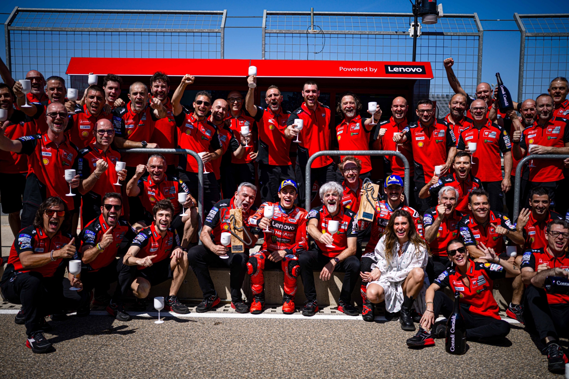 Todo Ducati celebra el doble podio en Aragón.