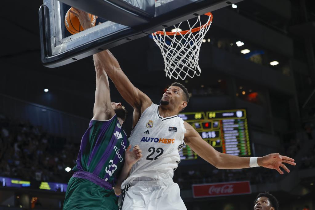 Walter Tavares Tapona Cillian Tillie.