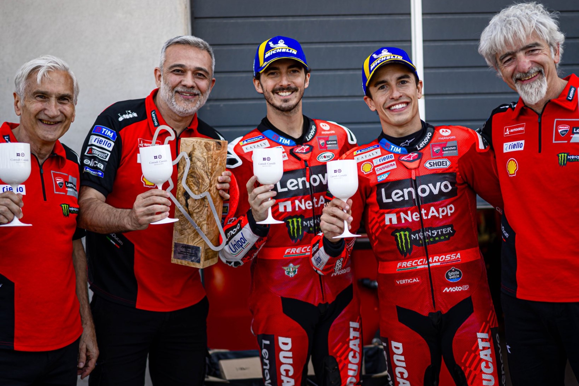 Tardozzi, Grassilli, Bagnaia, Marc Márquez y Dall'Igna.