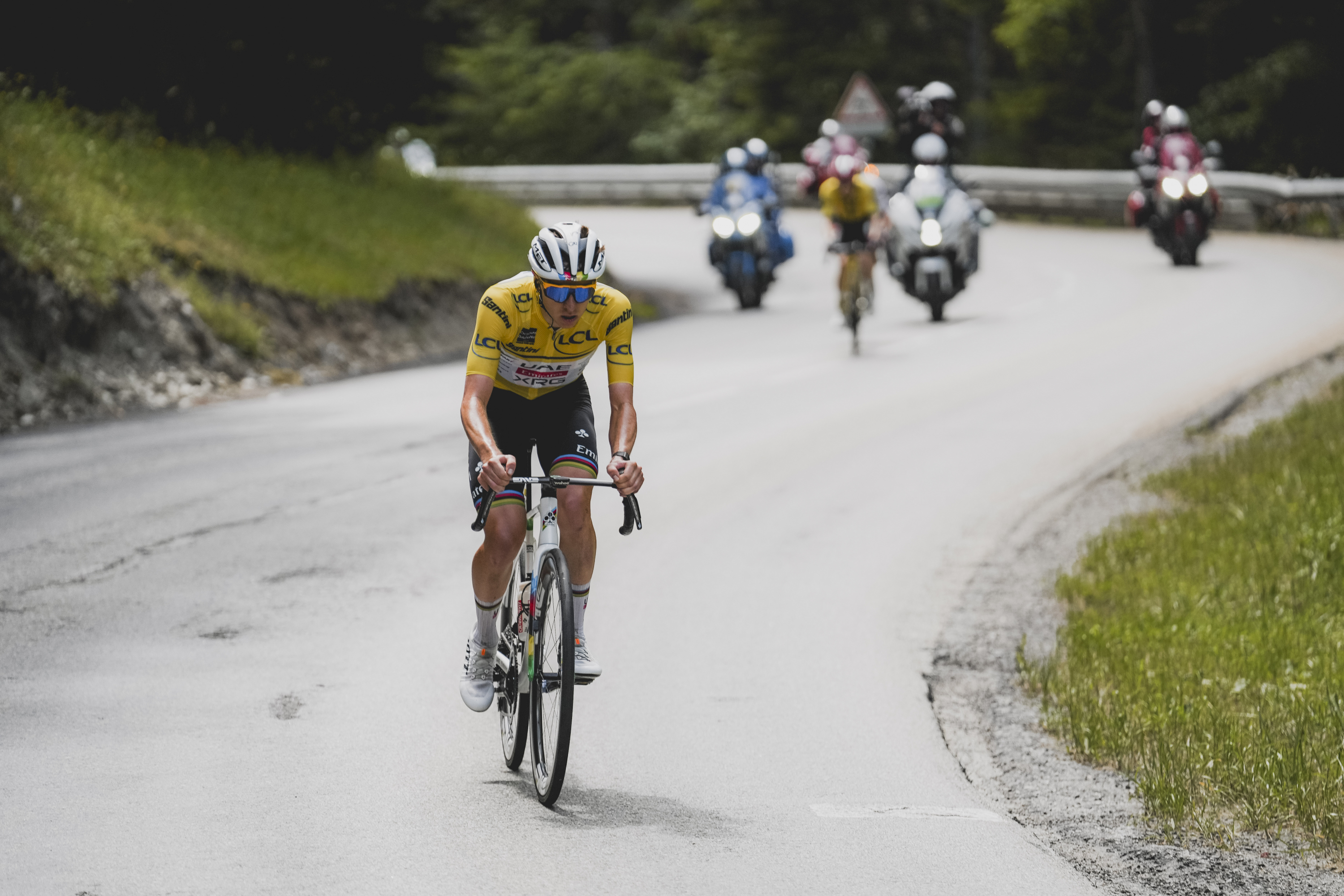 06/14/2025 - Critérium du Dauphiné 2025 - Step 7 - Grand -Aigueblanche/Valmeinier 1800 (131.6 km) - Tadej Pogacar (Uae Team Emirates Xrg)