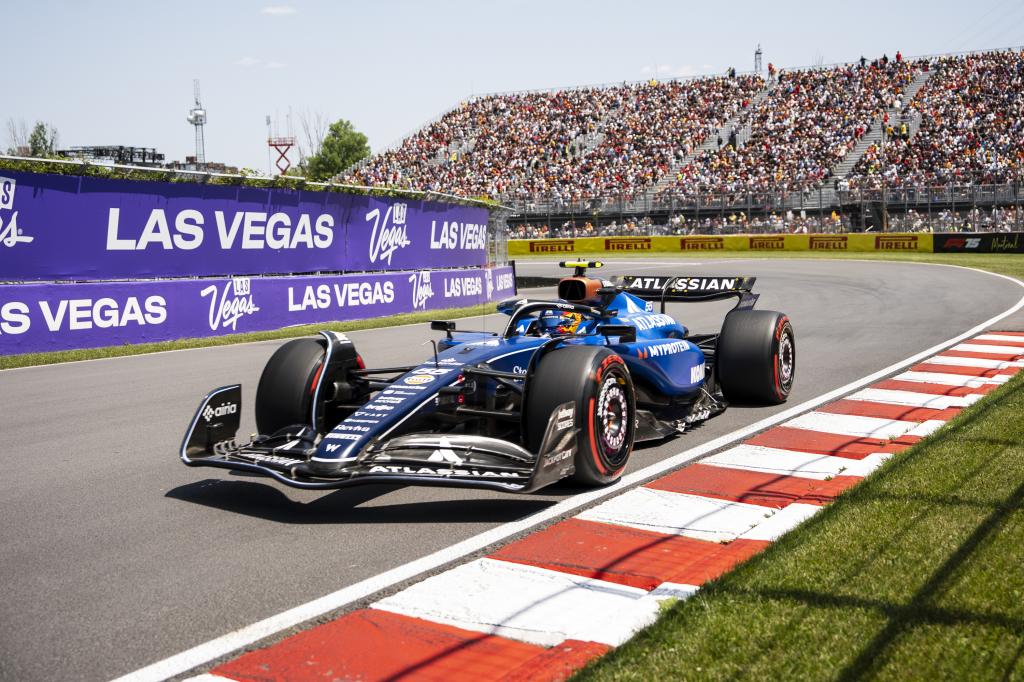 Carlos Sainz, con el Williams FW47, en el GP de Canadá.
