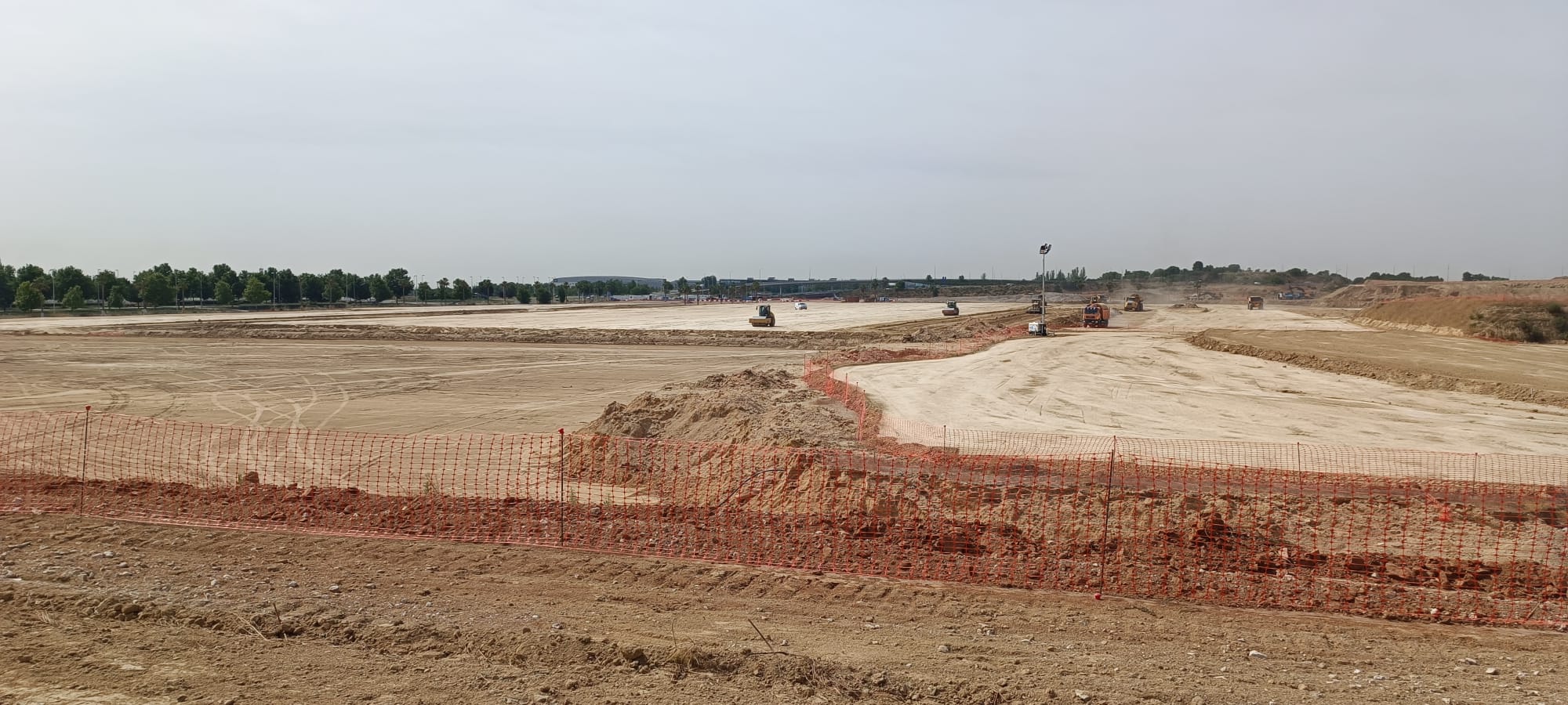 Zona Norte del circuito de Madring, con el terreno ya preparado para edificar.