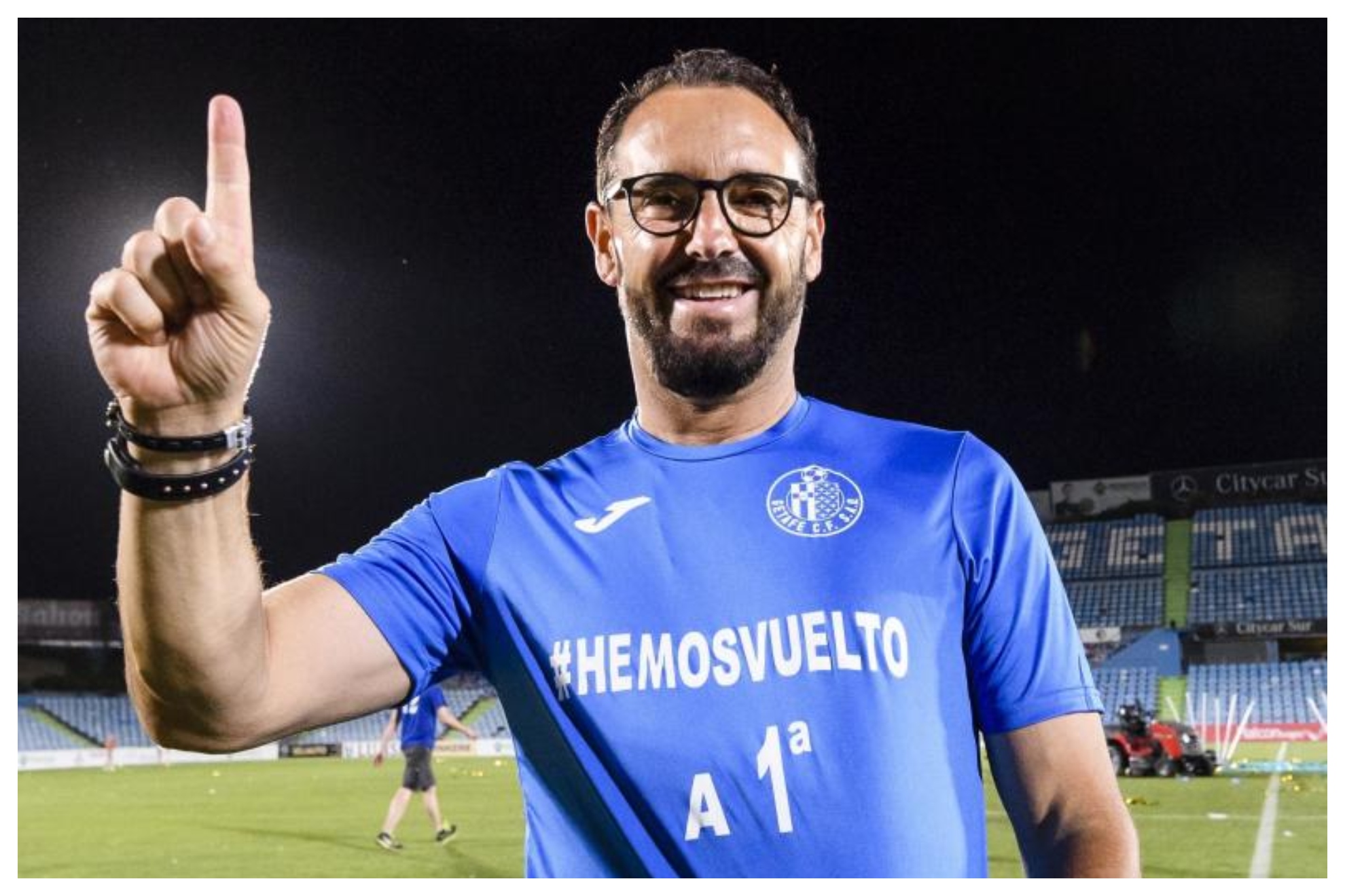 Bordalás celebrando el ascenso del Getafe a Primera... segundo seguido suyo