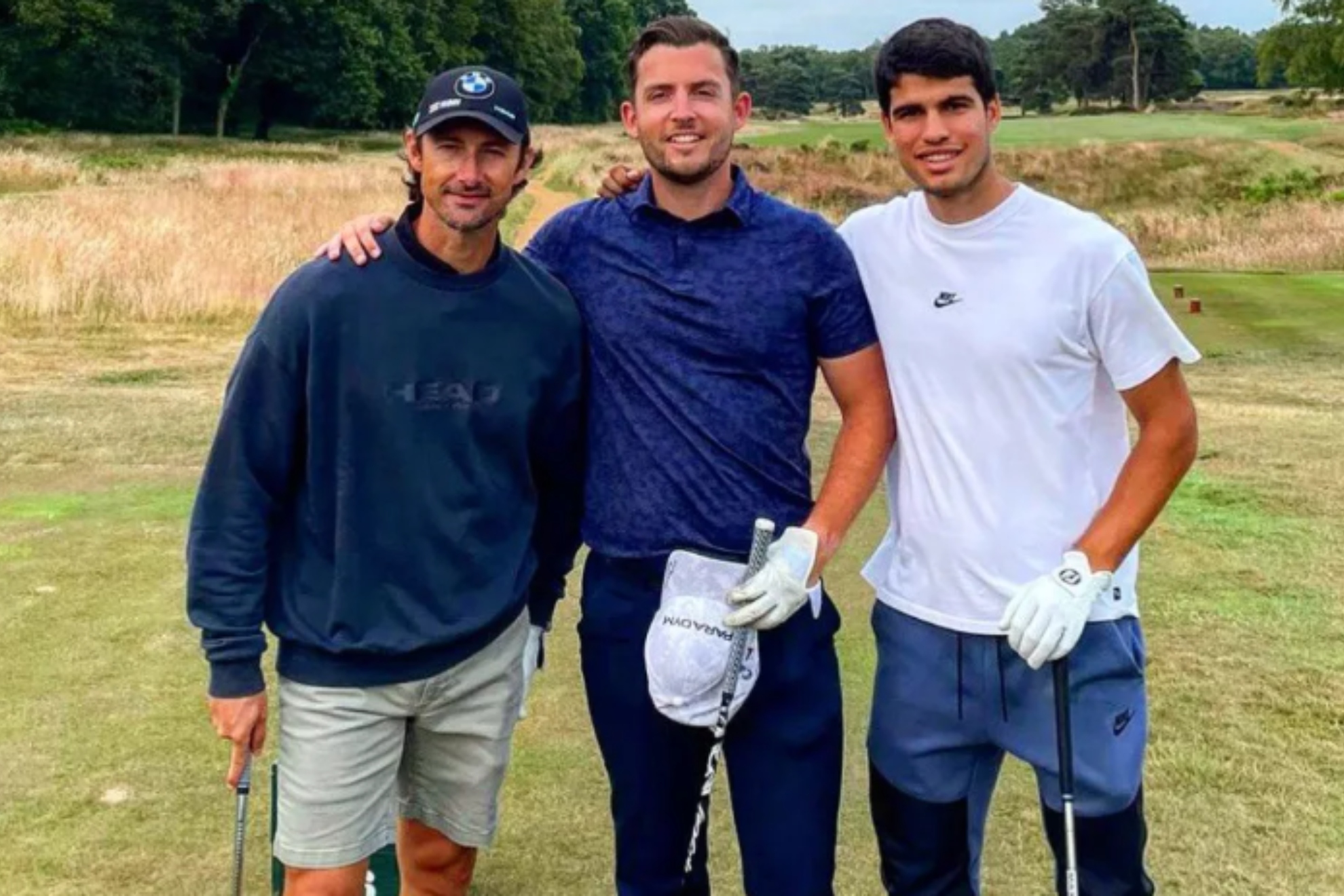 Ferrero y Alcaraz jugando a golf en mitad de Wimbledon 2023.