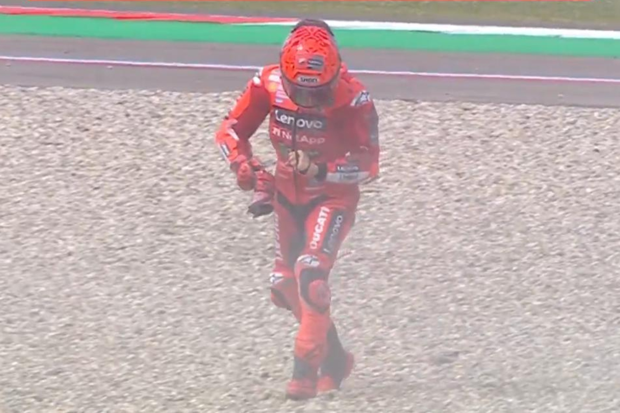 Marc Márquez, tras caerse en Assen.