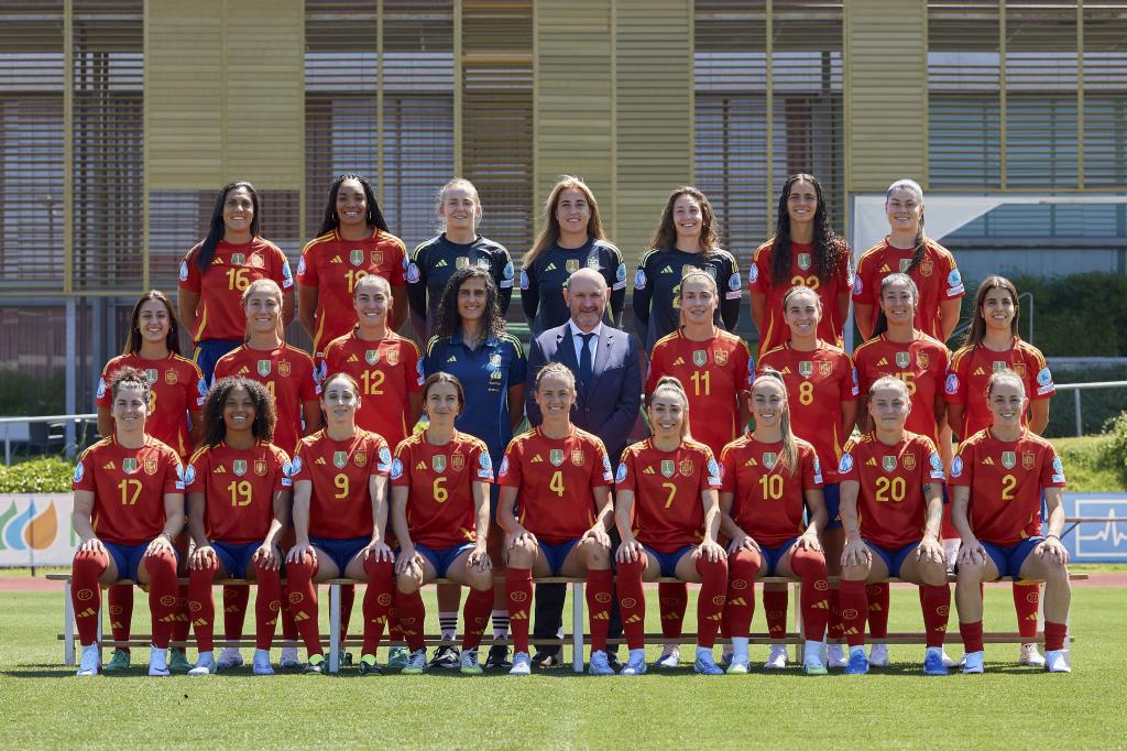 Official photography of the Spanish women's soccer team after this Thursday's training. The Spanish women's soccer team last Thursday the tuning for the dispute on Friday of the only preparatory match for the Eurocup of Switzerland 2025, a friendly against the powerful Japan at the Butarque stadium in Leganés (Madrid). EFE/RFEF/David Aliaga Only Editorial Use, only available to illustrate the news that accompanies (mandatory credit) Photo RFEF