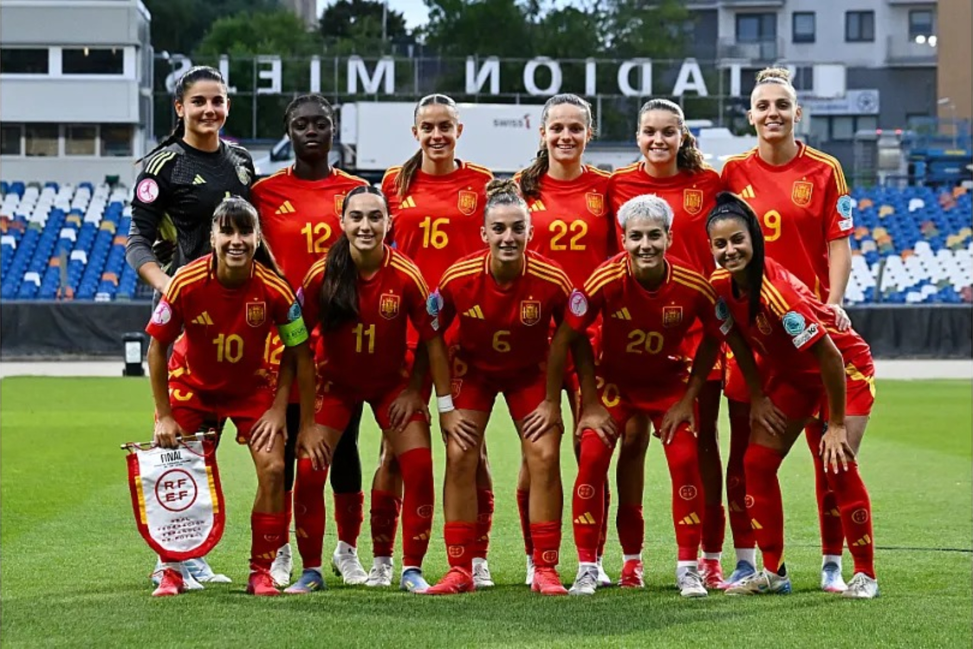 Eleven from Spain against France