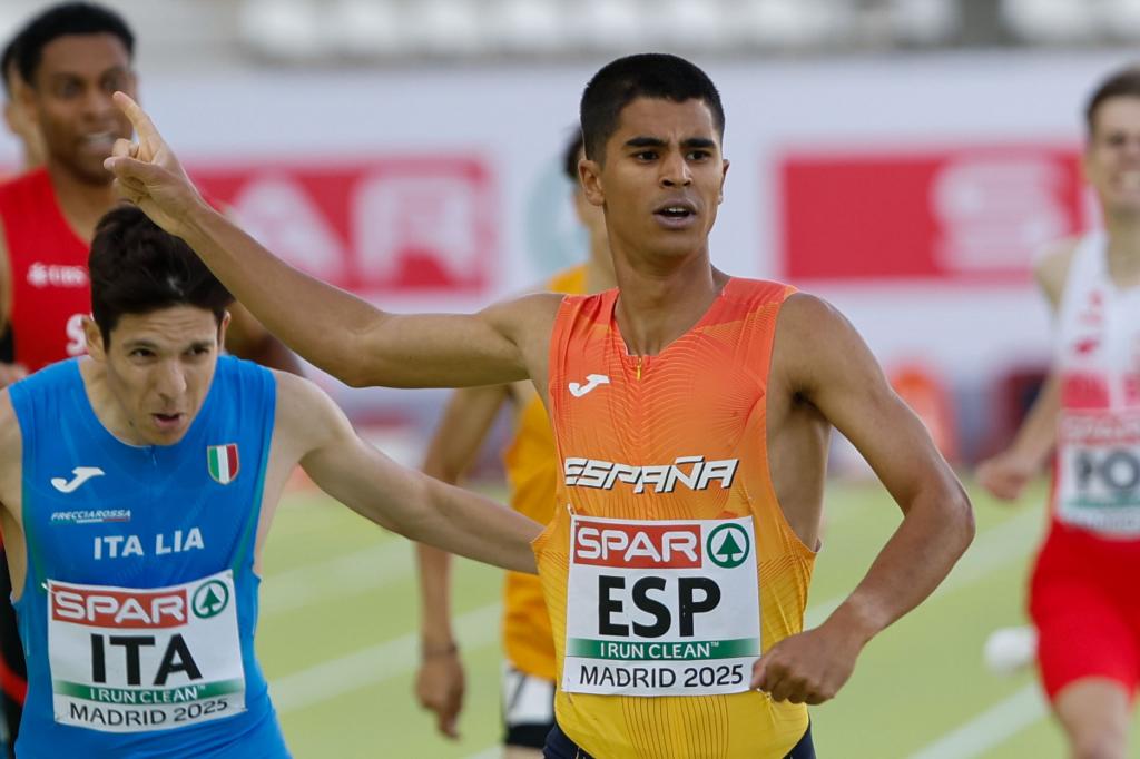 MADRID, 27/06/2025.- El atleta español Mohamed Attaoui gana los 800m masculinos en el Europeo de Atletismo por equipos celebrado este viernes en Madrid. EFE/ Sergio Pérez