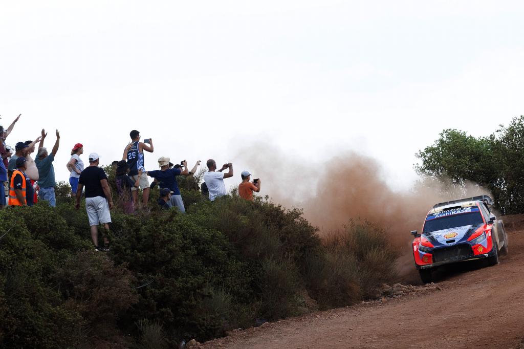 Tanak, en acción.