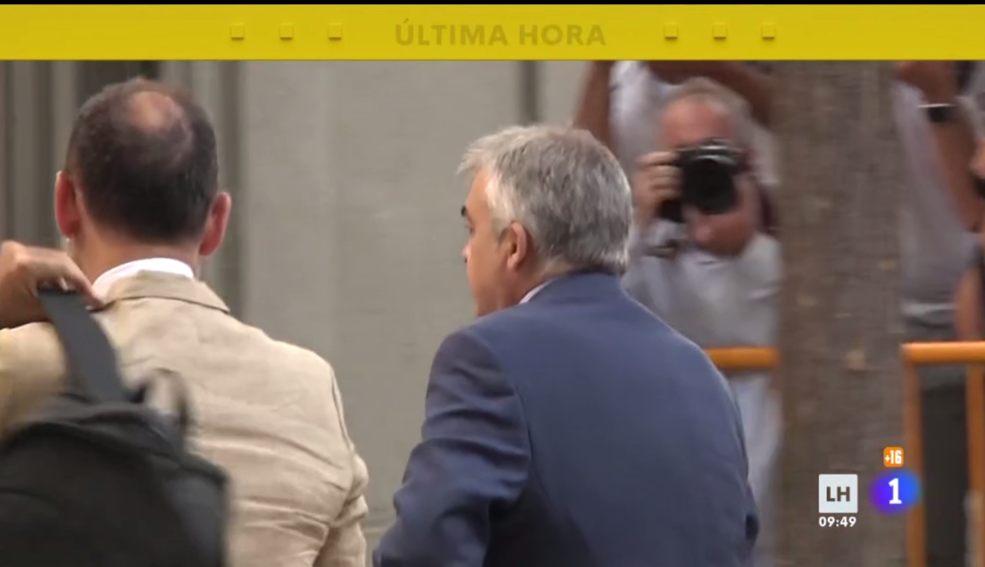 Santos Cerdán llega al TS.