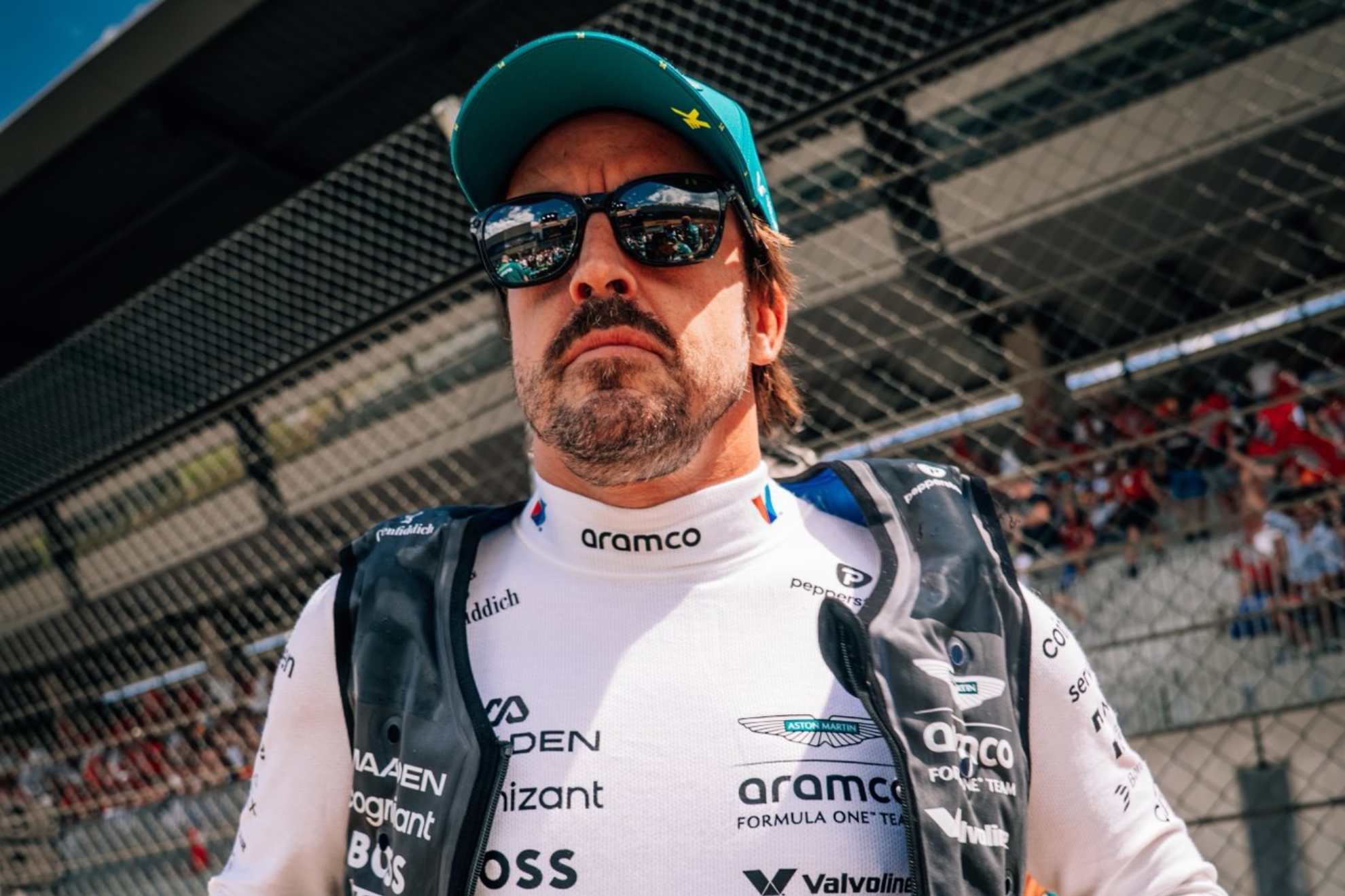 Alonso, entes del inicio de la carrera en Austria.