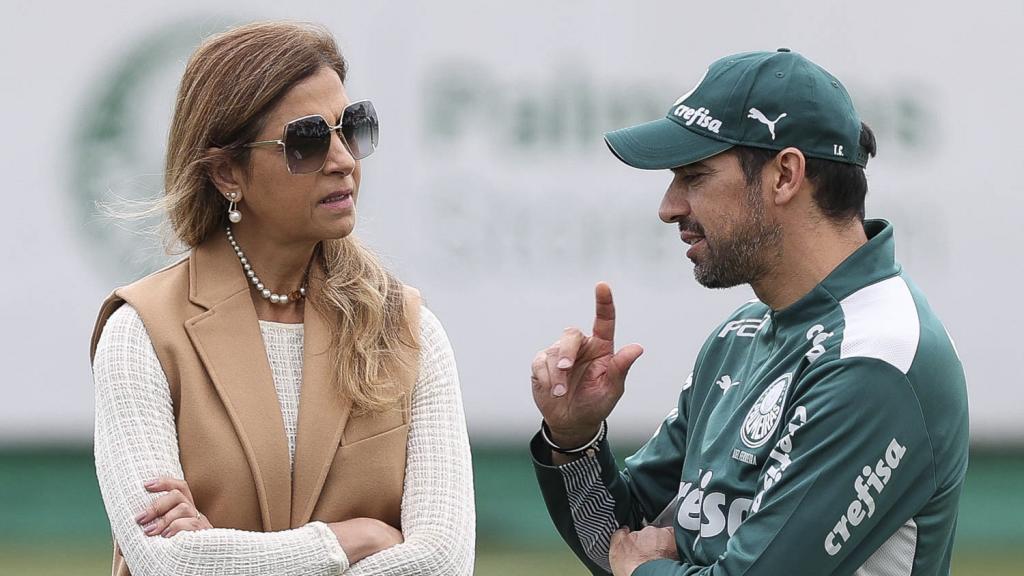 Leila Pereira President Del Palmeiras Dialoga Con Abel Ferreira