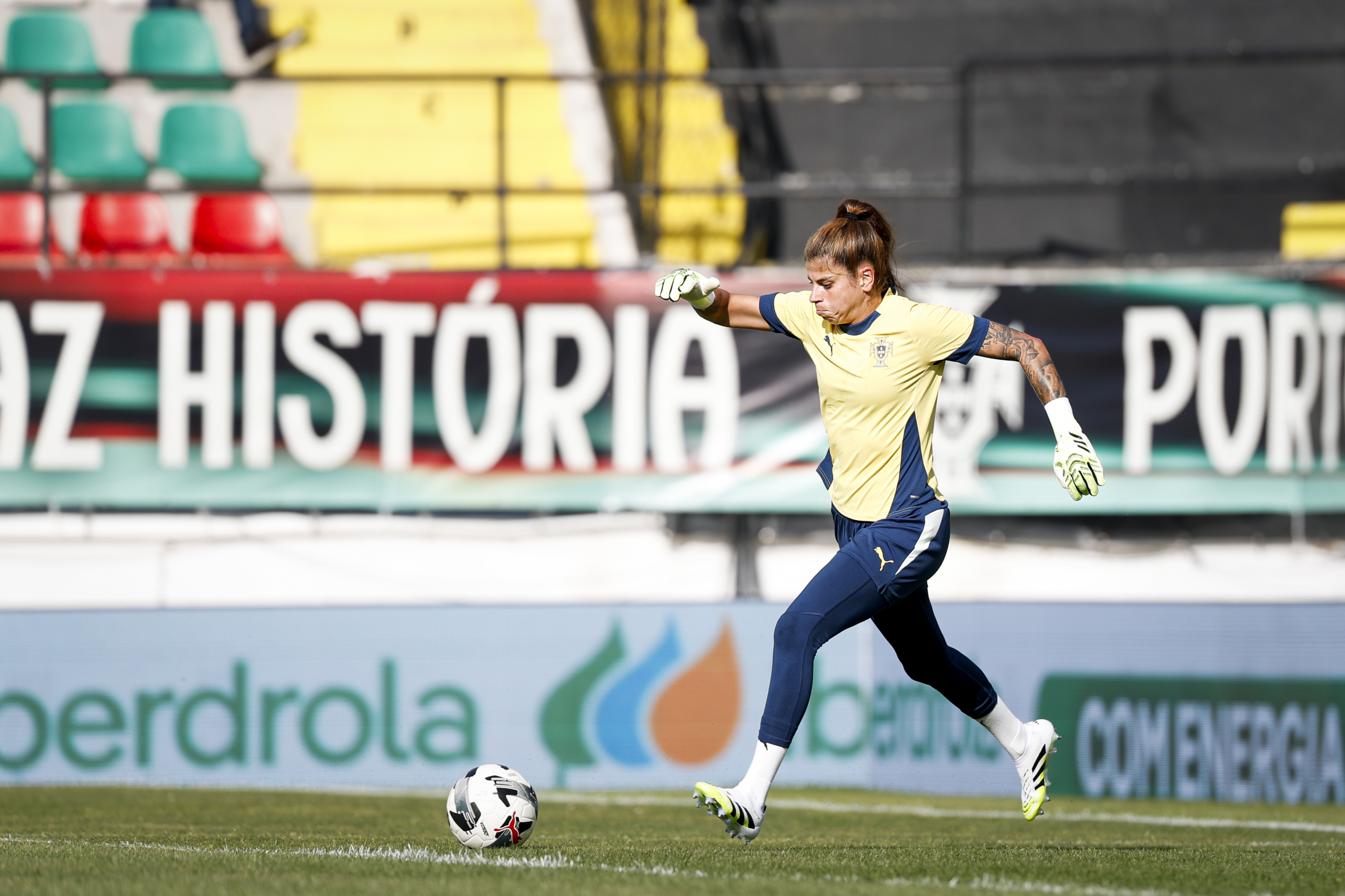 Inês Pereira, in the previous one of a match of the Portugal team.