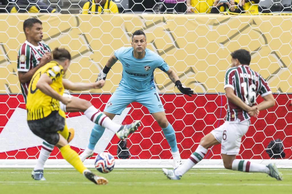 Fable stopping a Dortmund opportunity