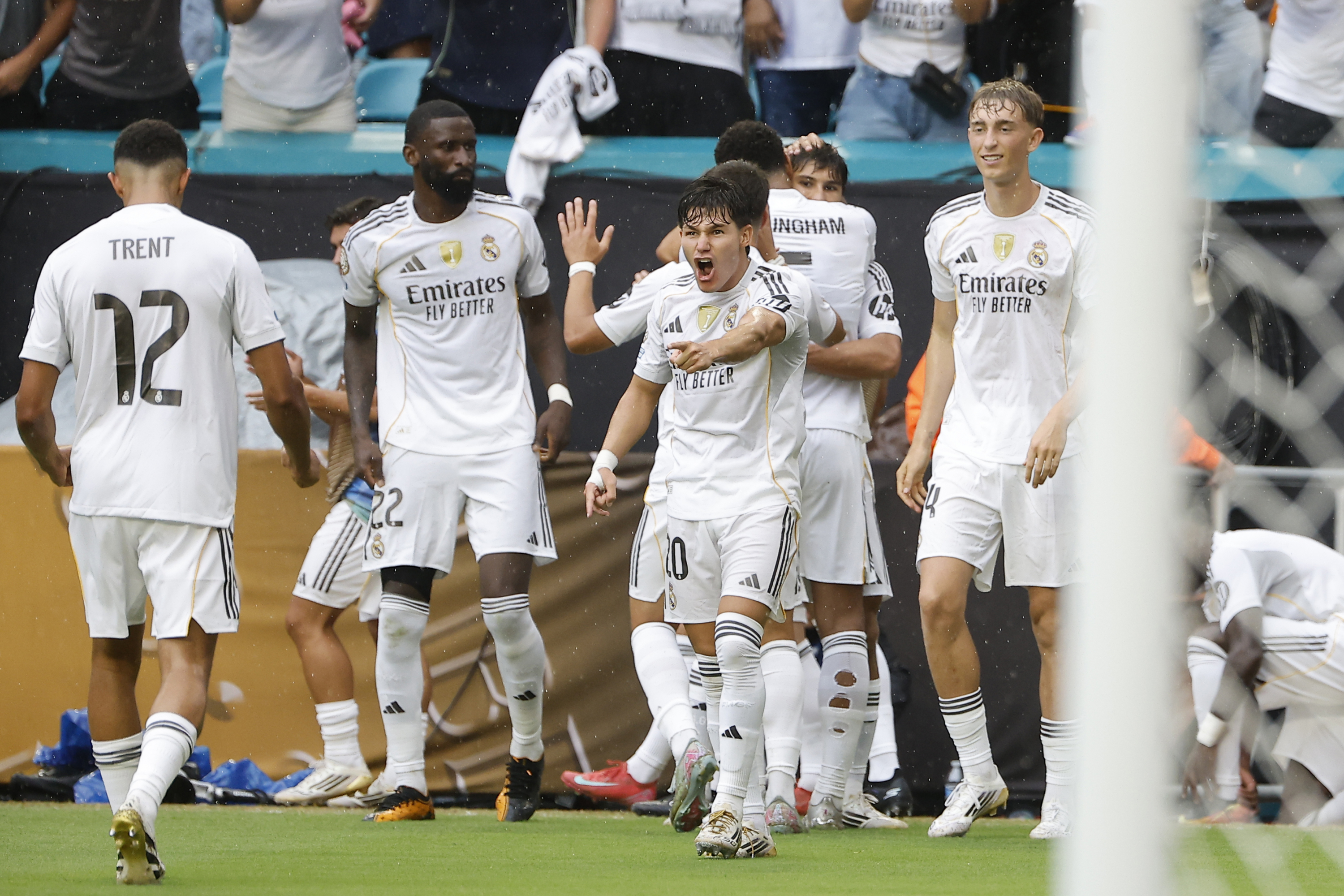 Real Madrid celebrates a goal this Tuesday, in a club World Cup between Real Madrid and Juventus