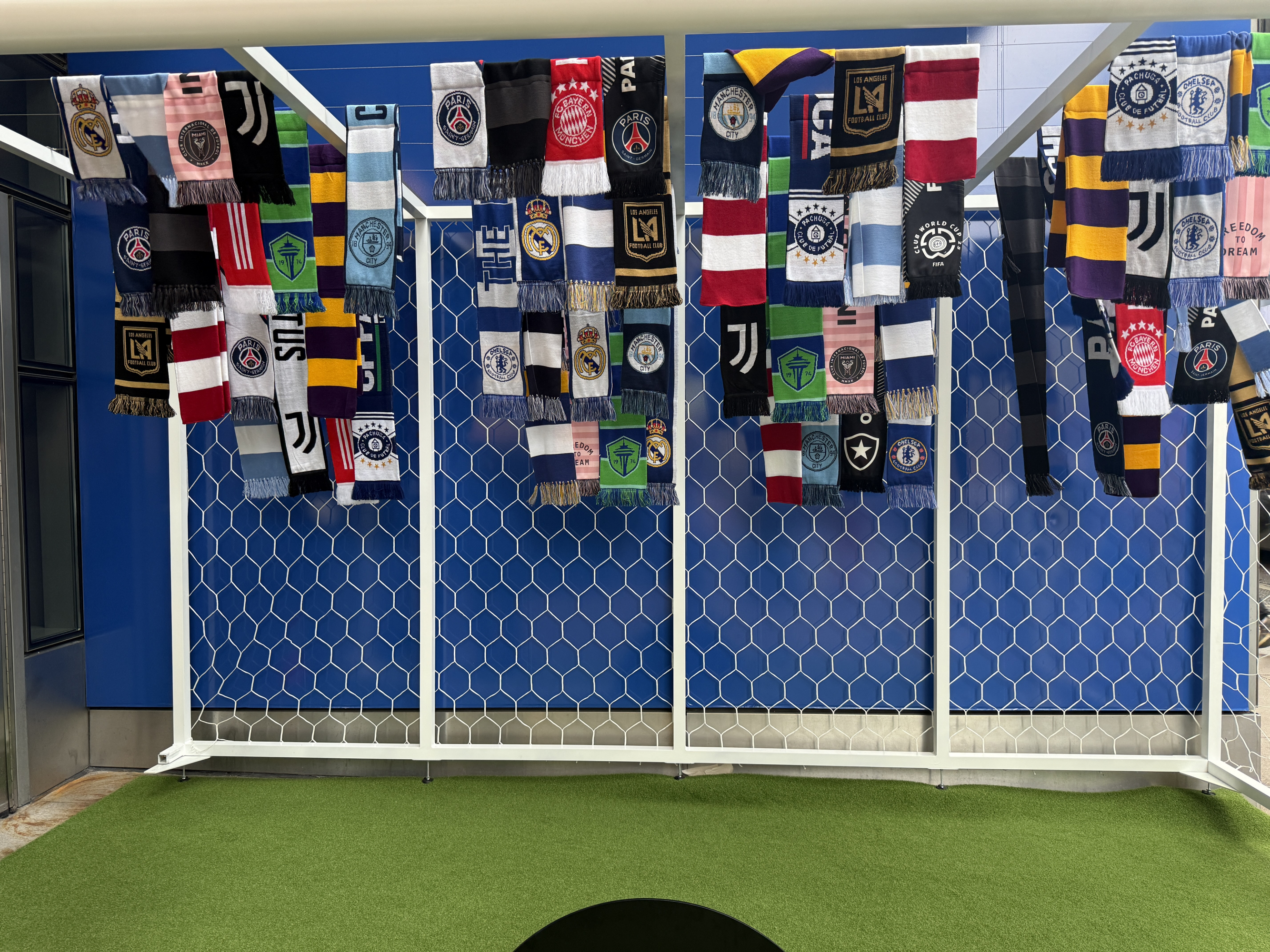 Scarves of the World Cup teams