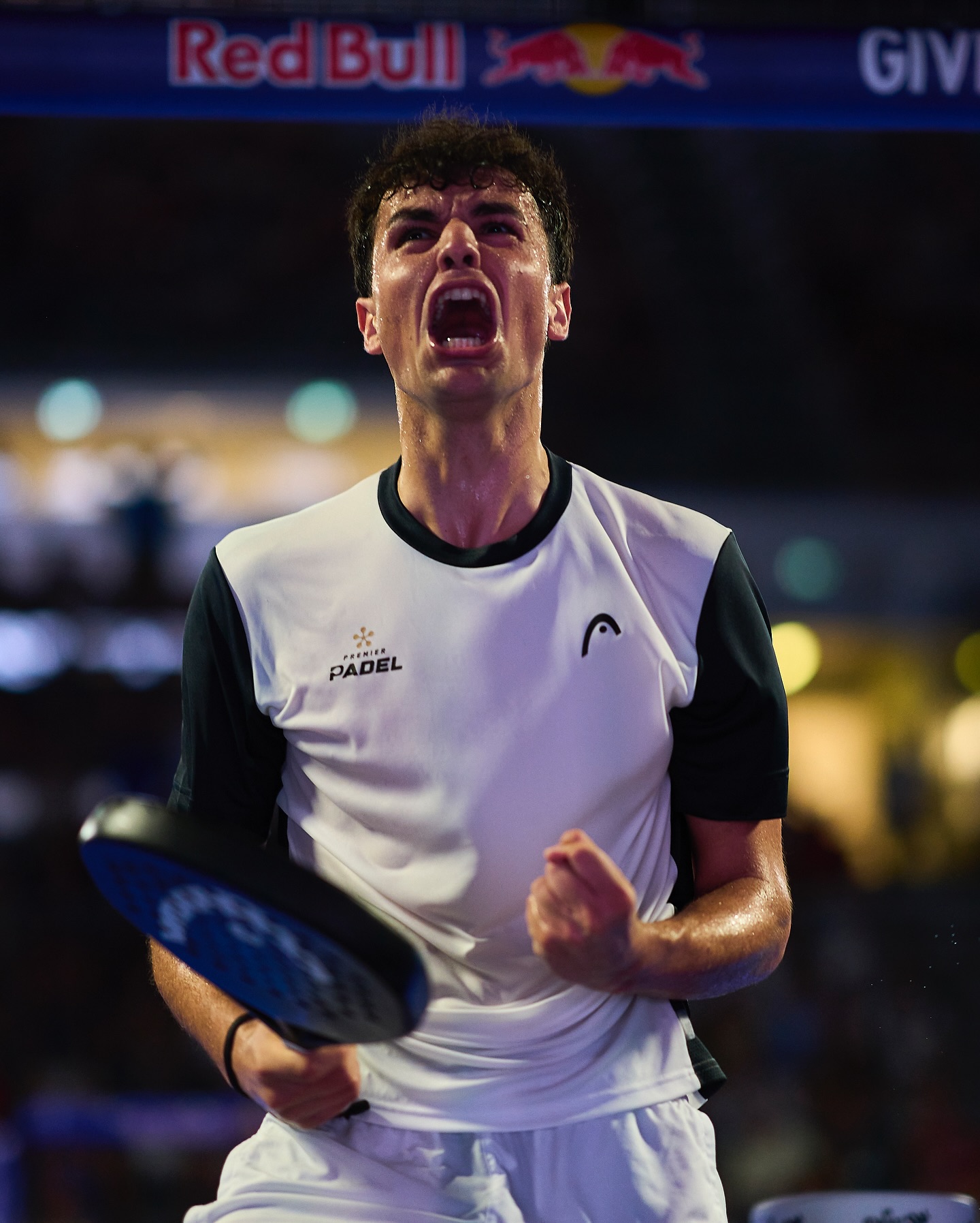 Fran Guerrero celebrating the pass to the semifinals in Rome.