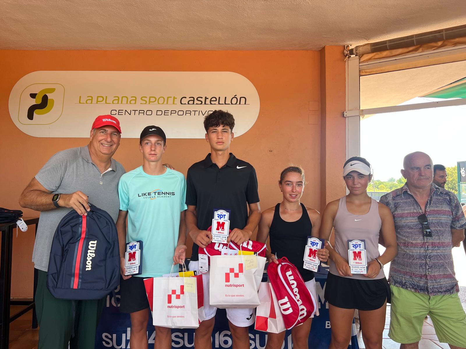 Campeones y finalistas Sub16 - Cadete en La Plana Sport Castellón del RPT - Marca by Wilson