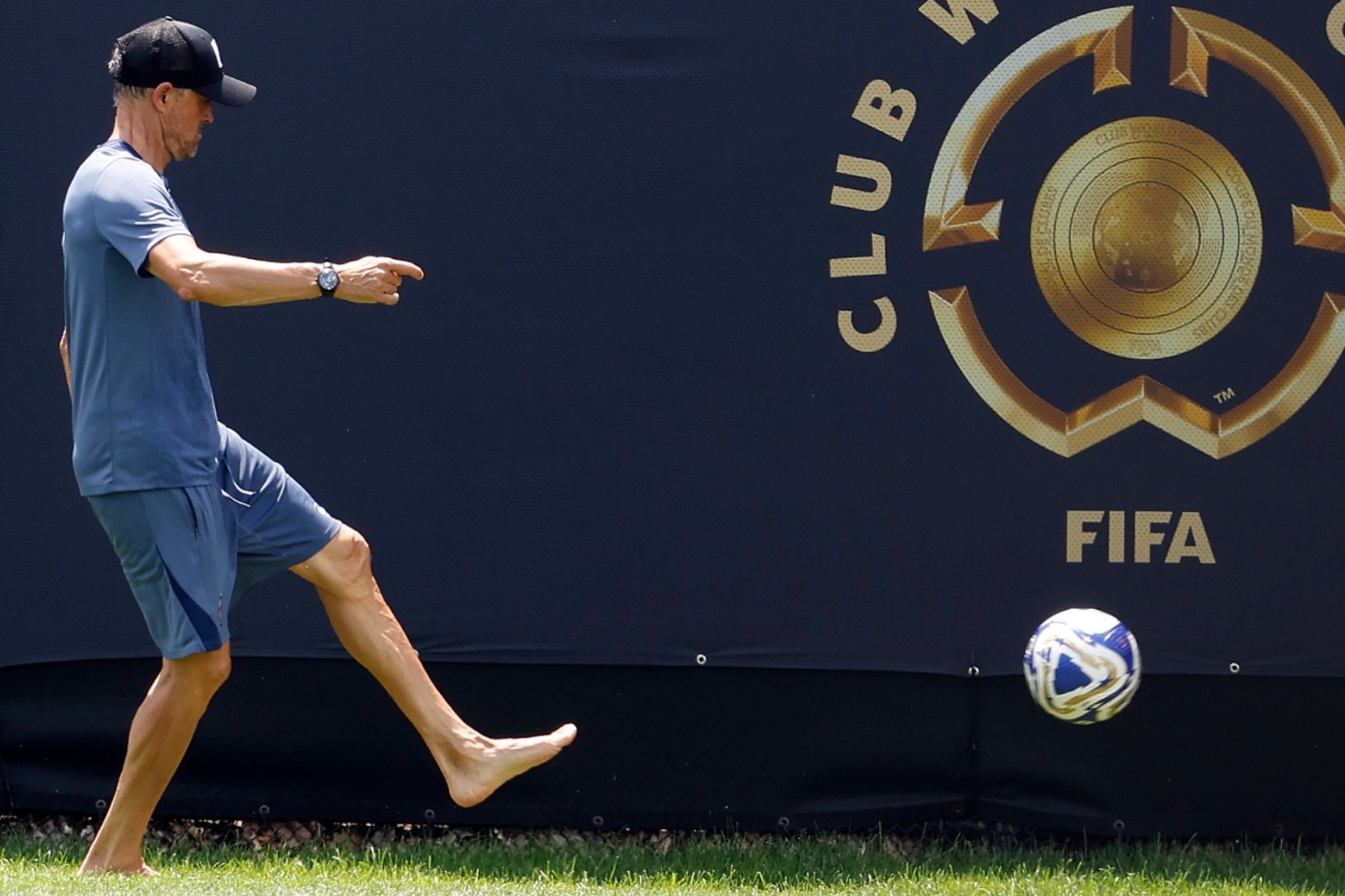 Luis Enrique, en el entrenamiento del PSG.