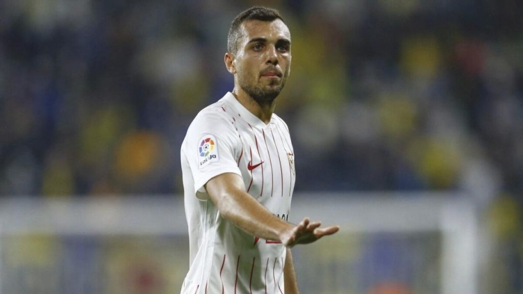Joan Jordán en un encuentro con el Sevilla