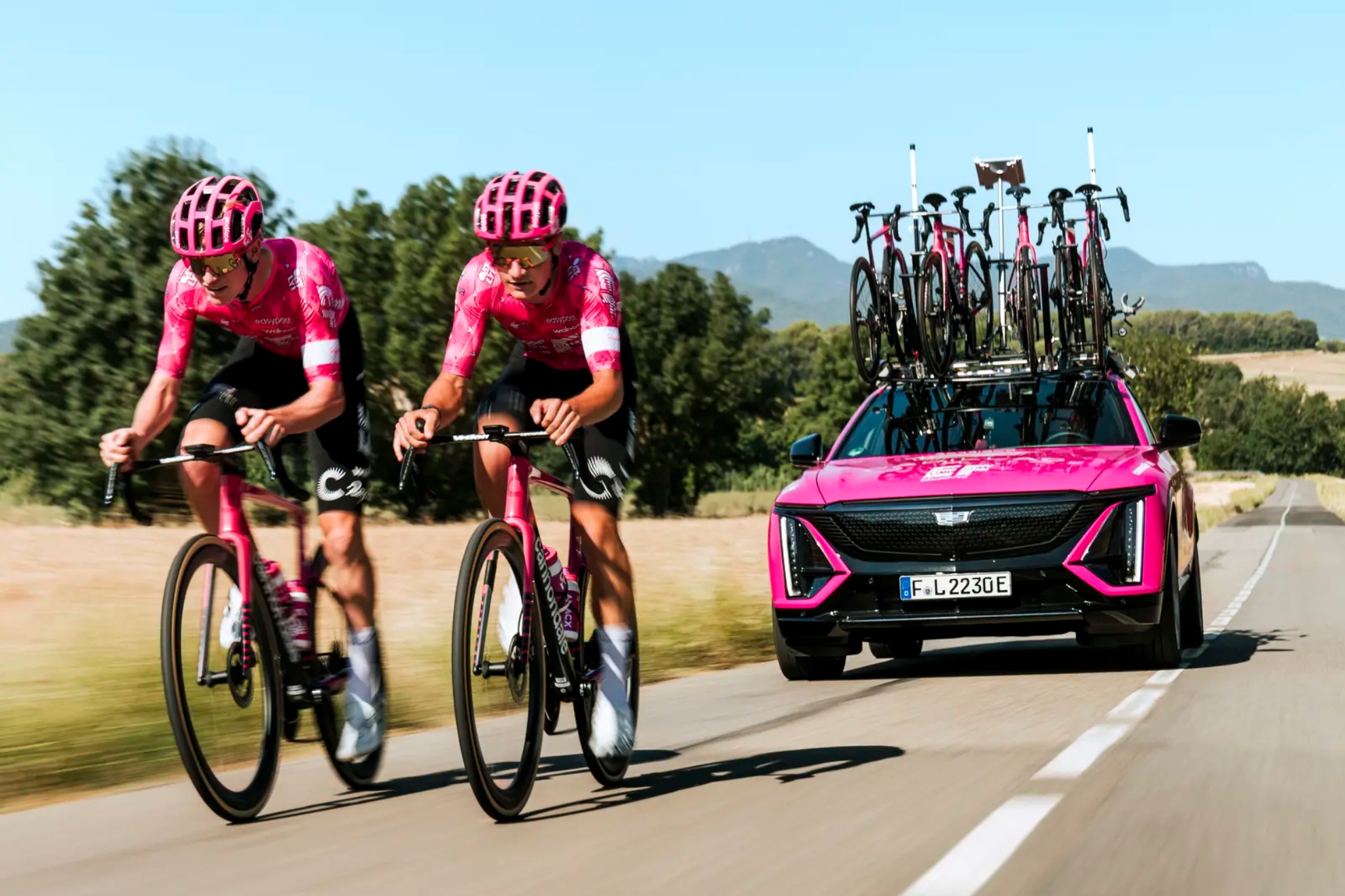 aalannajade onlyfans leak i received a tight hug along