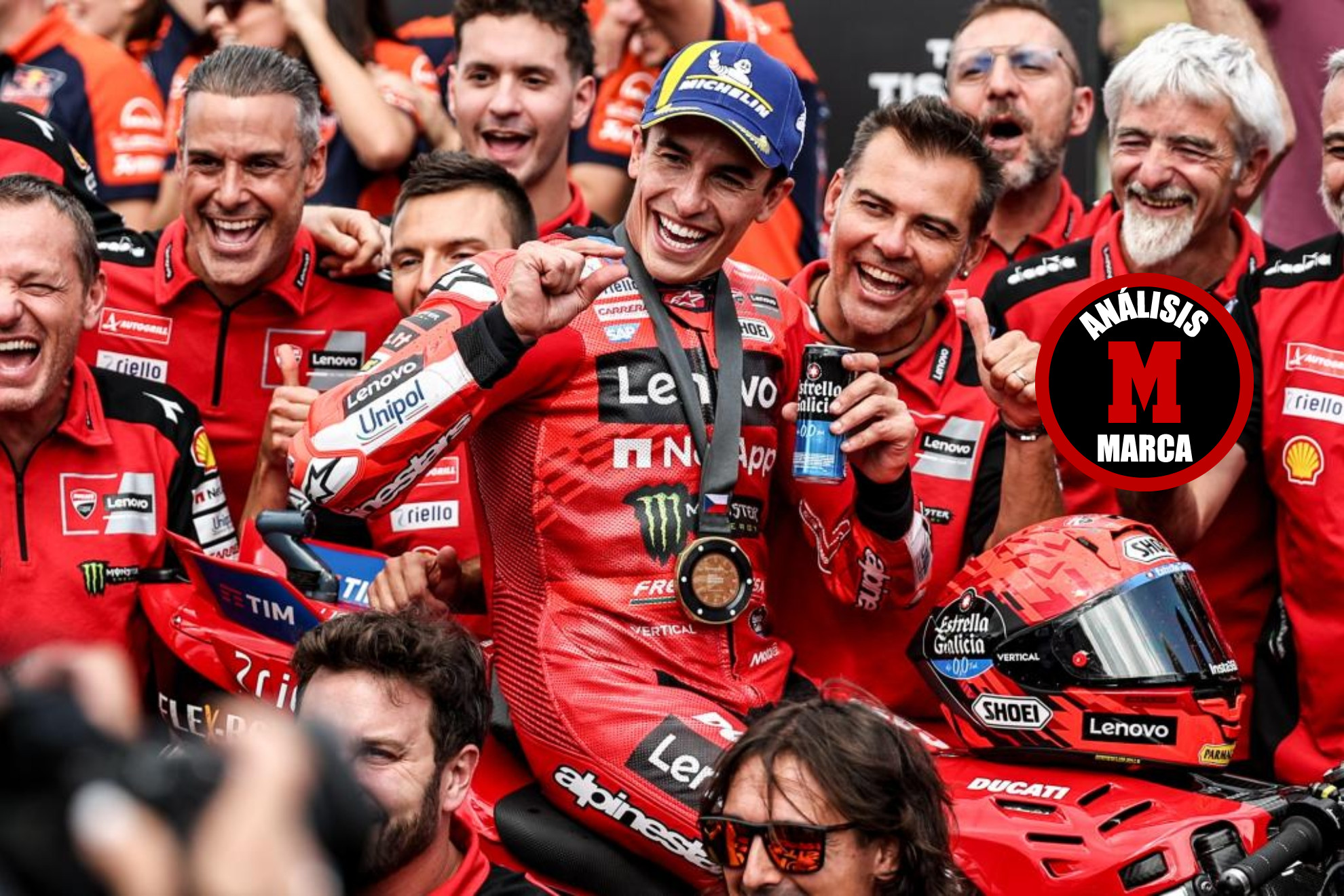 Marc Márquez celebra con Ducati su victoria en el Sprint de Brno.
