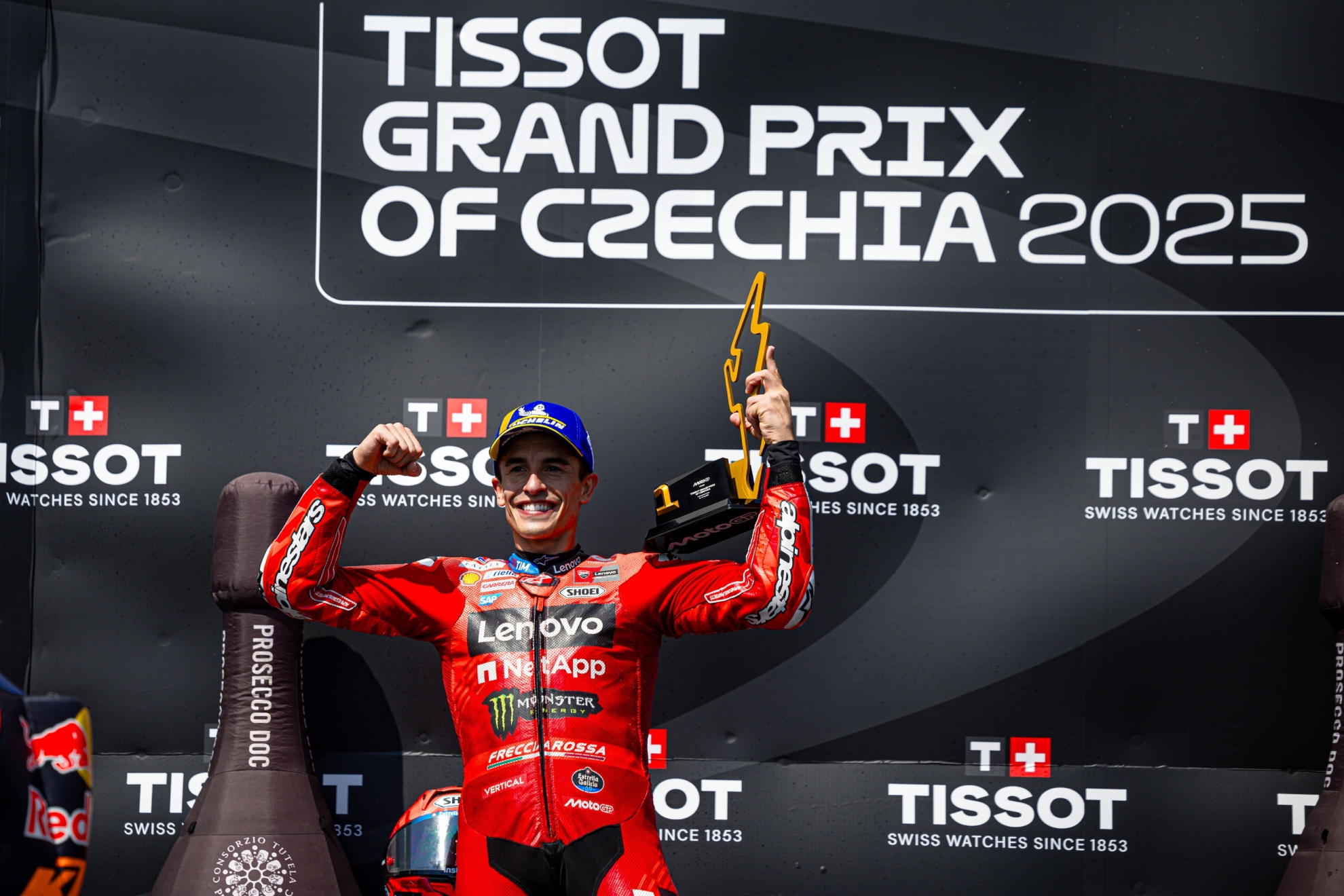 Marc Márquez, en el podio de Brno.