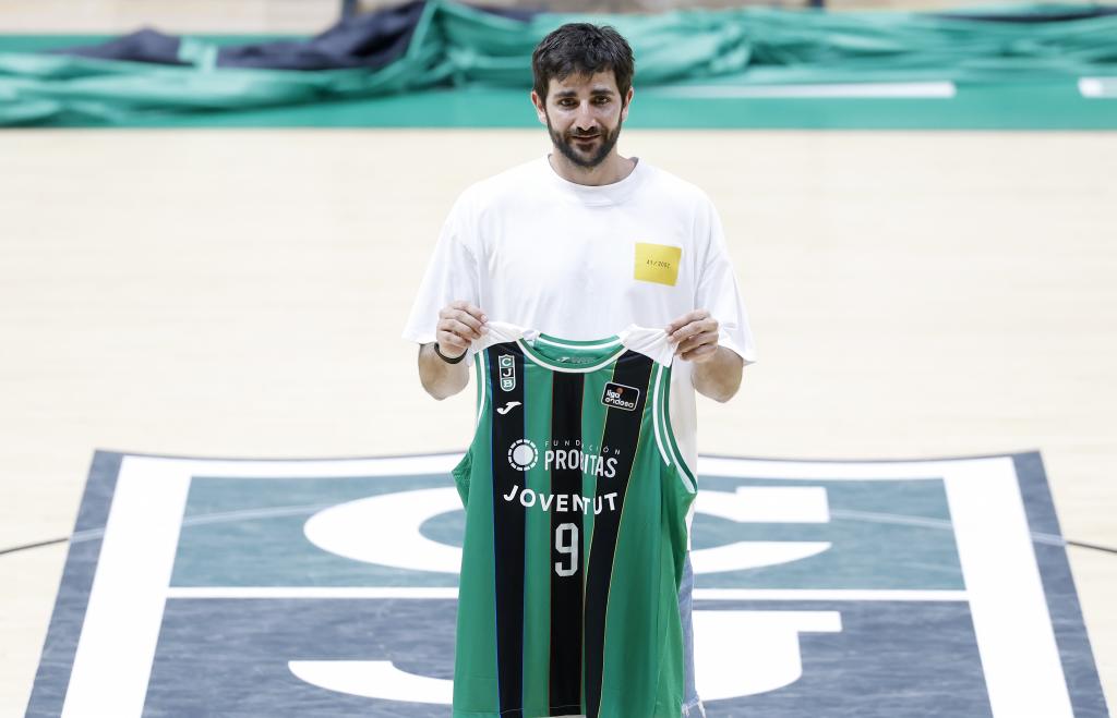 Ricky Rubio, durante su presentación en Badalona.