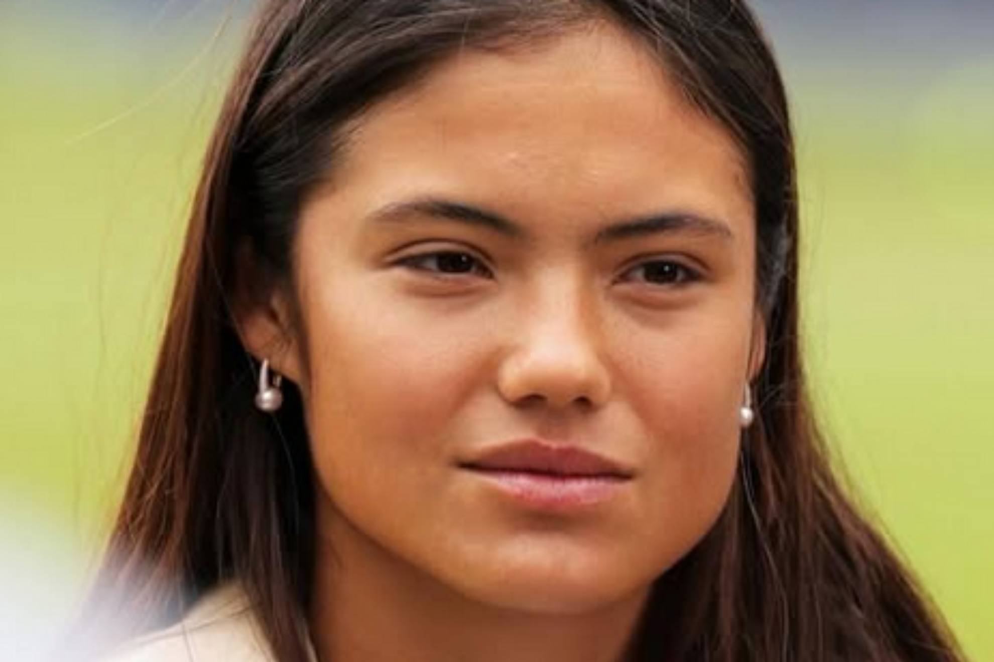 Emma Raducanu confiesa por qué no puede ser amiga de muchas tenistas