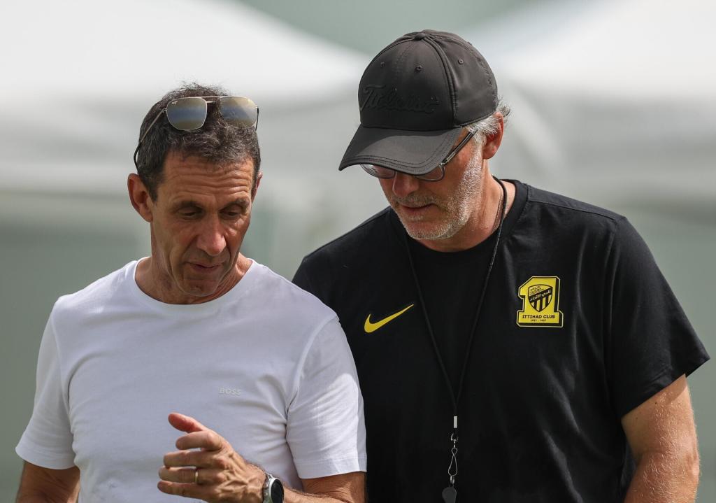 Ramón Planes, junto a Laurent Blanc