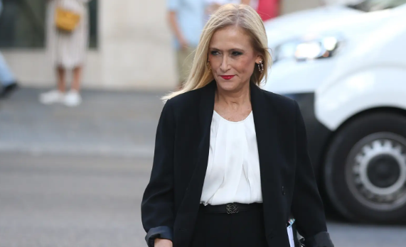 Alba Carrillo y Cristina Cifuentes: pareja sorpresa para la nueva versión  de 'Pekín Express'