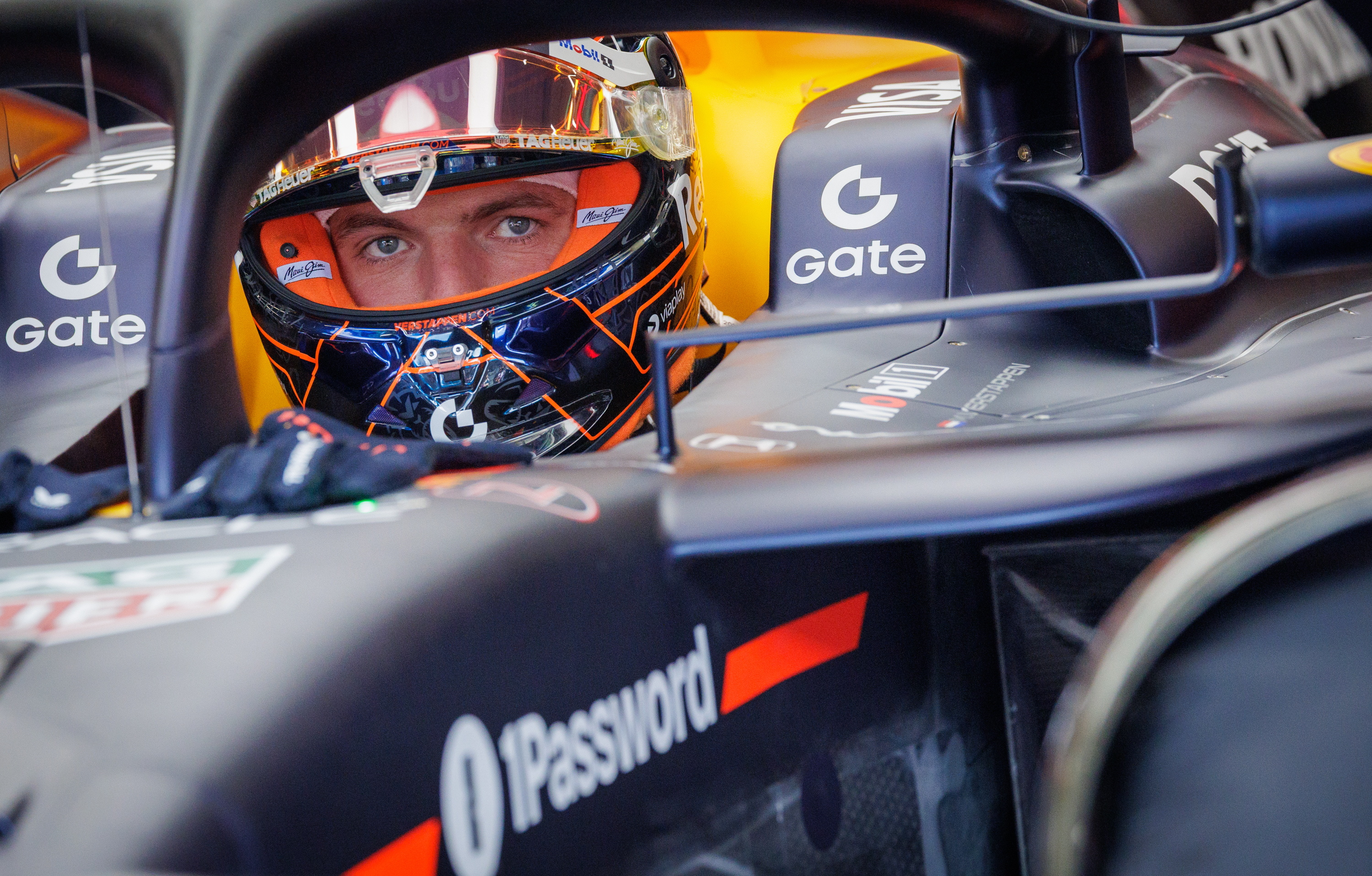 Max Verstappen previo a la primera sesión de entrenamientos libres en Spa.