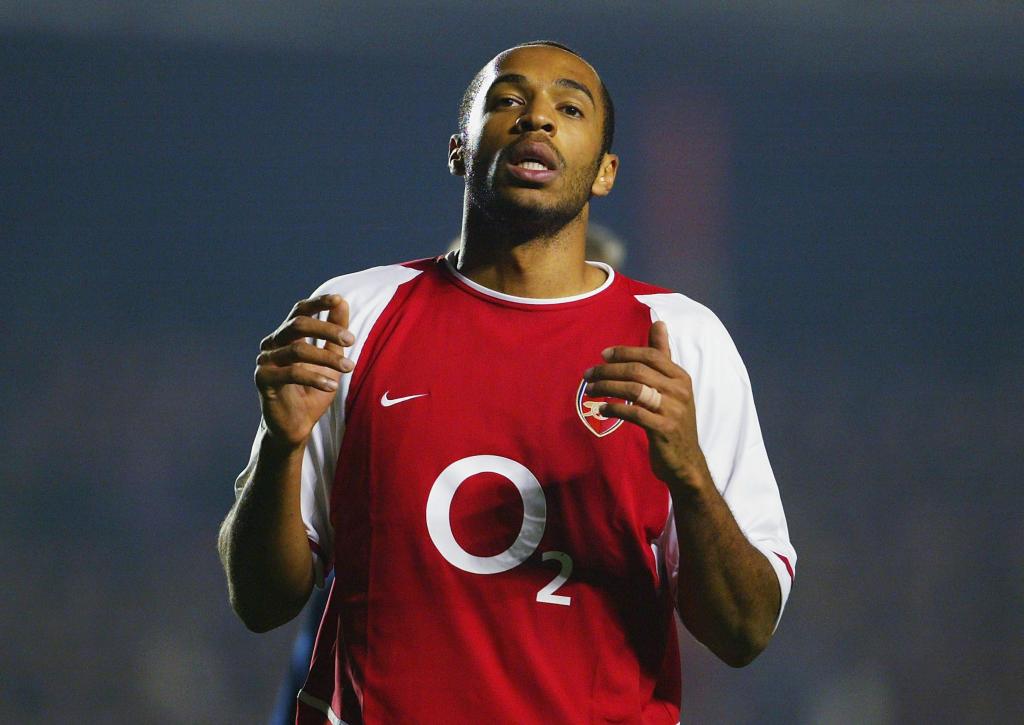 Thierry Henry en un encuentro de Champions con el Arsenal