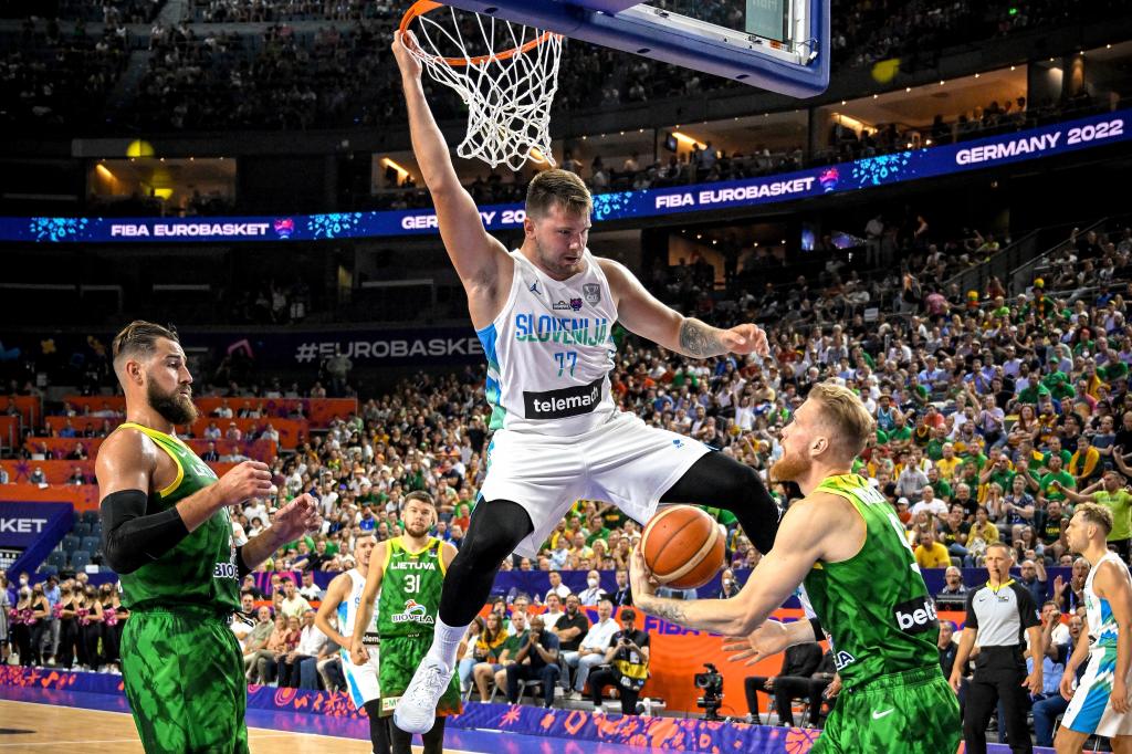 Luka Doncic con Eslovenia
