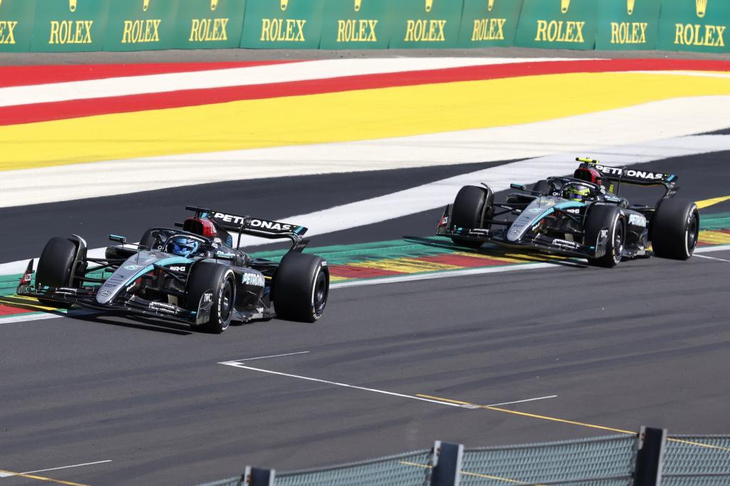 George Russell lidera a Lewis Hamilton en el GP de Bélgica 2024.