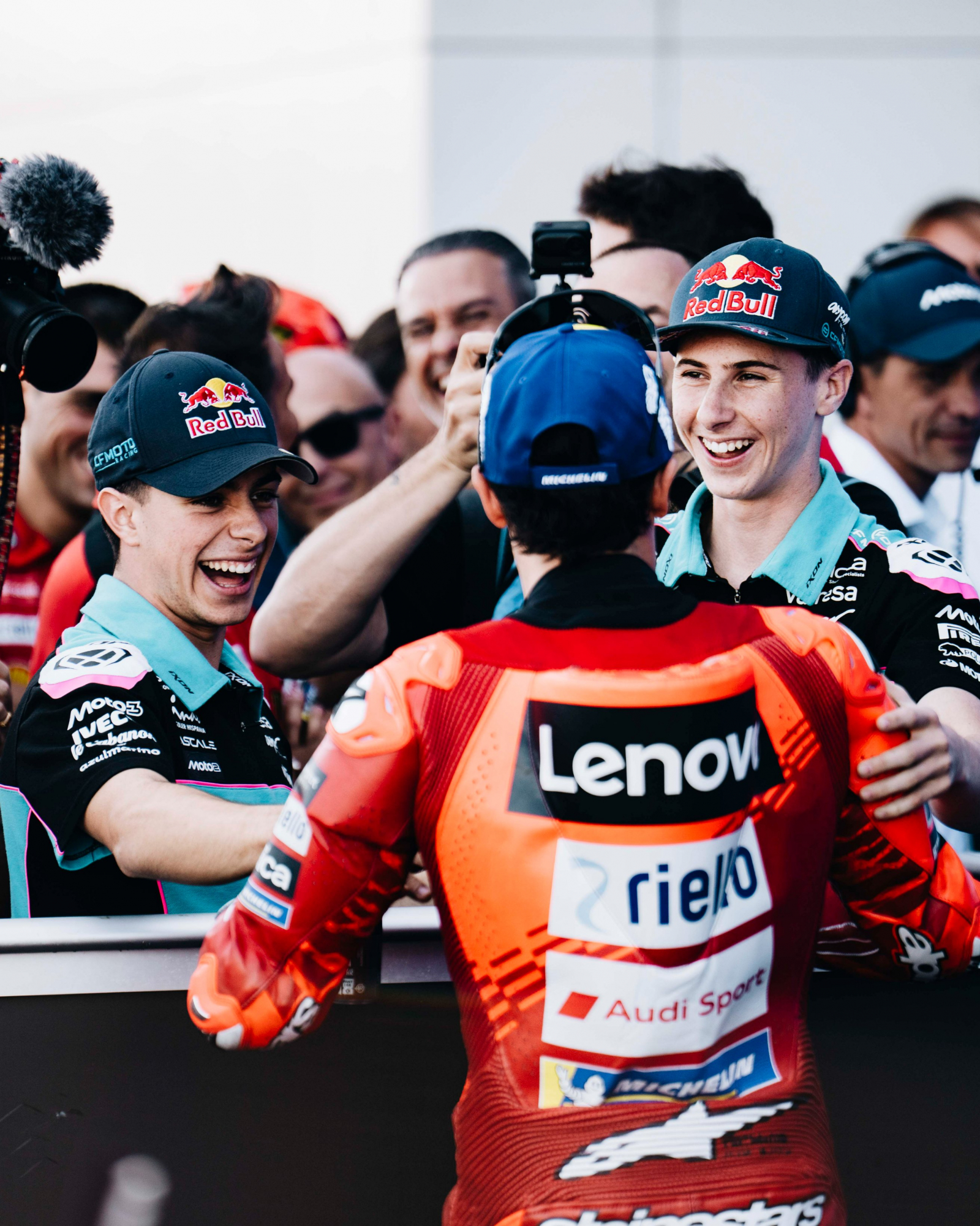 David Alonso, Marc Márquez y Quiles.